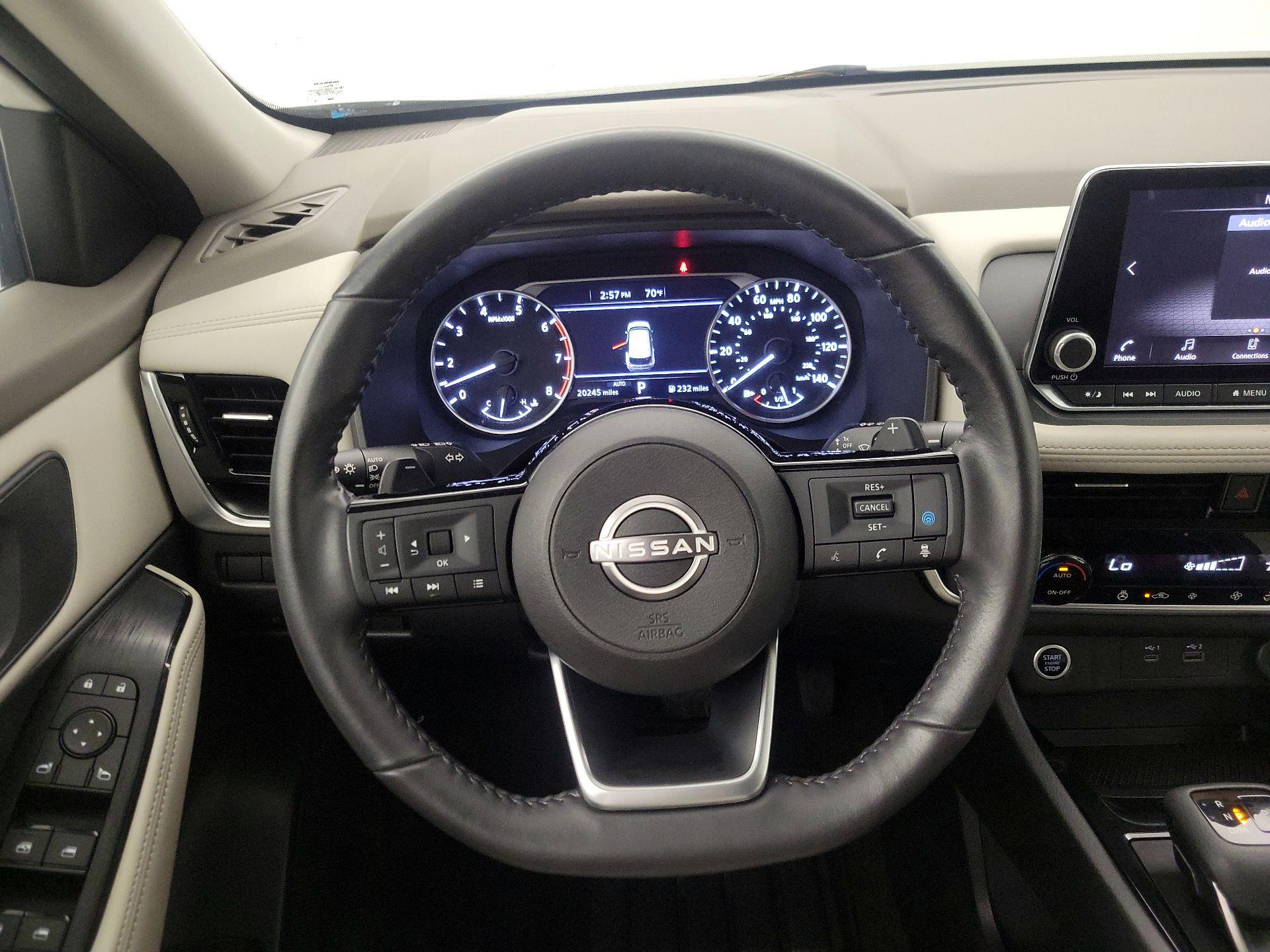 Thumbnail: 2022 Nissan Rogue - 10
