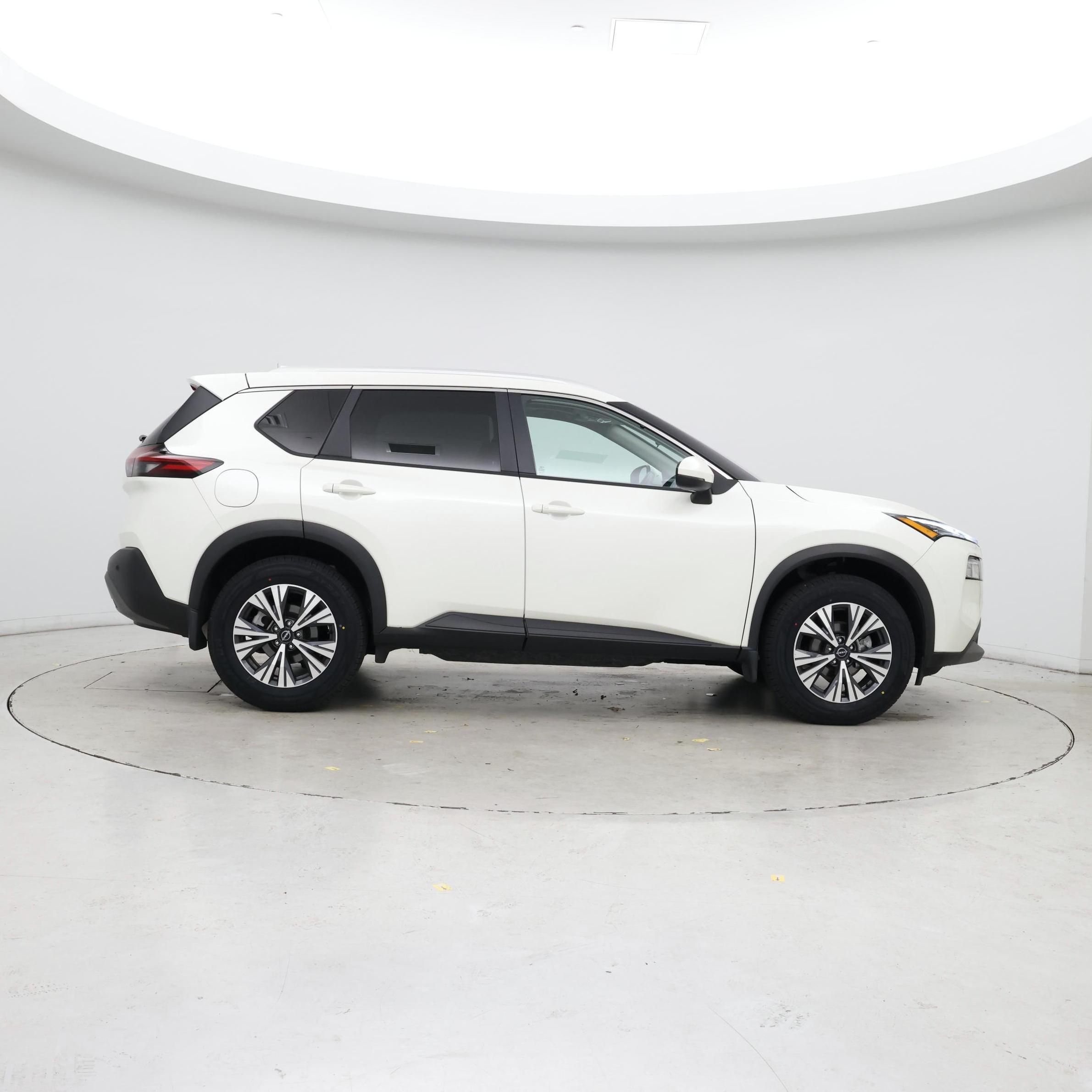 Thumbnail: 2022 Nissan Rogue - 7