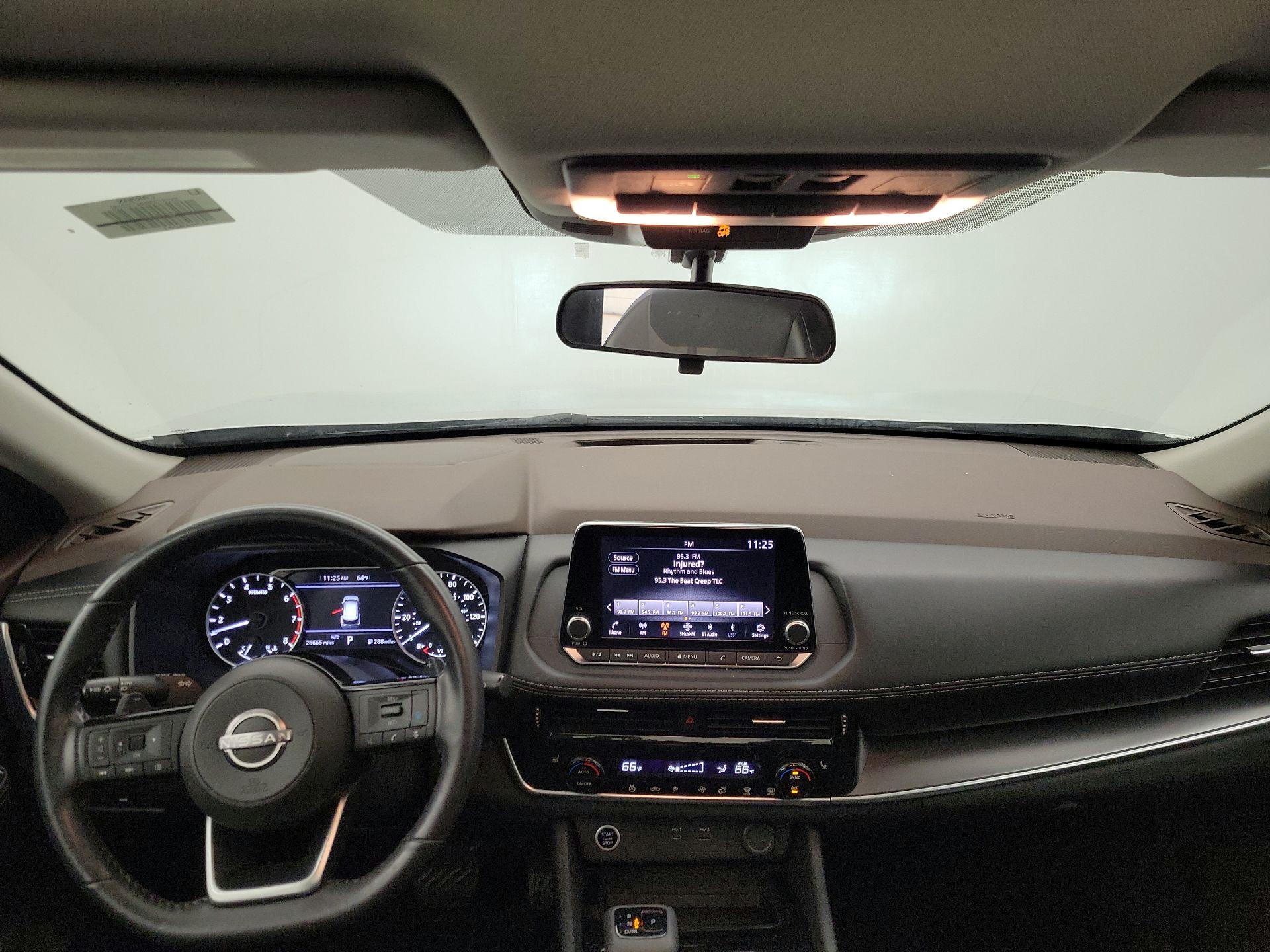 Thumbnail: 2022 Nissan Rogue - 9