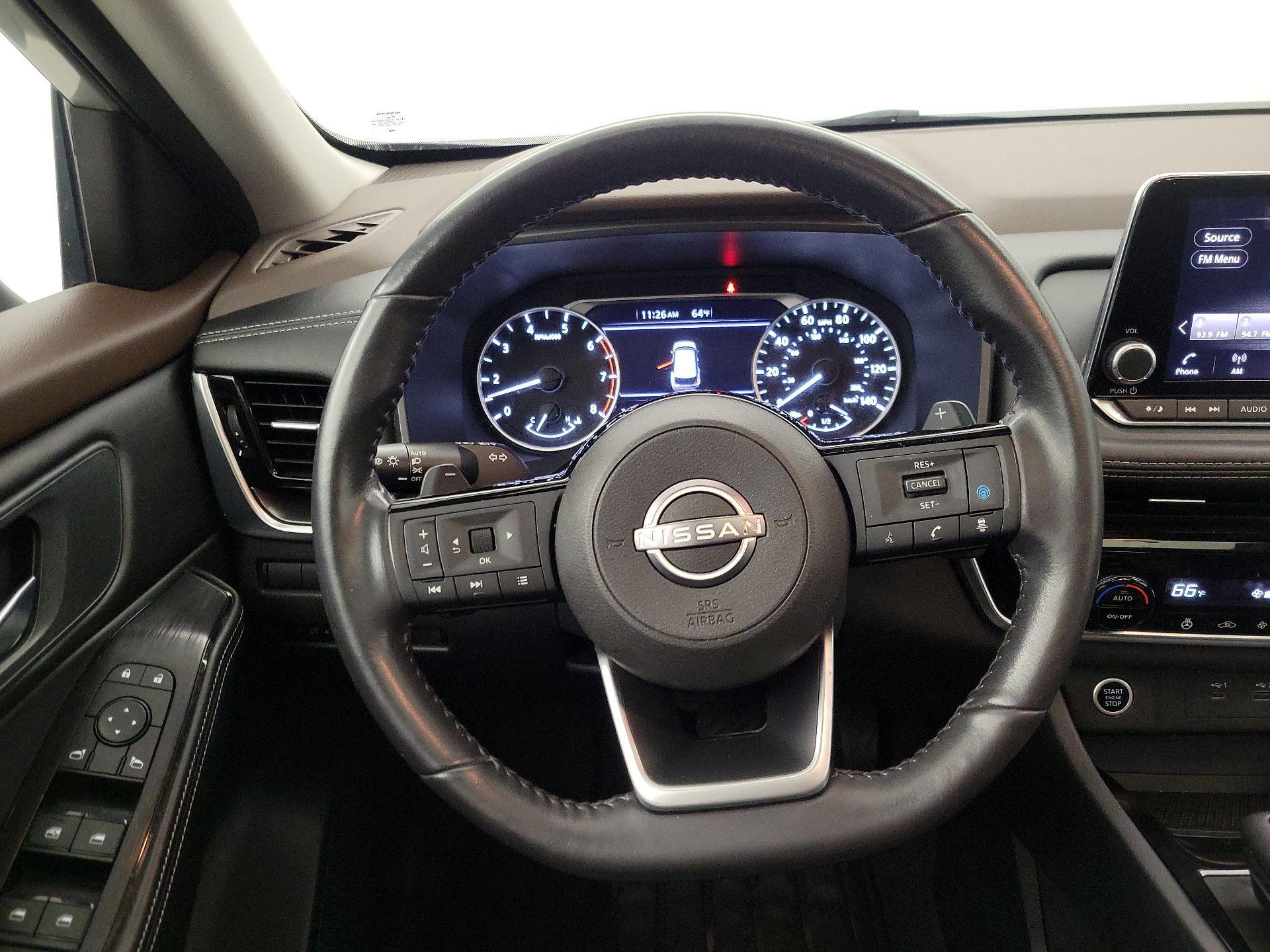 Thumbnail: 2022 Nissan Rogue - 10