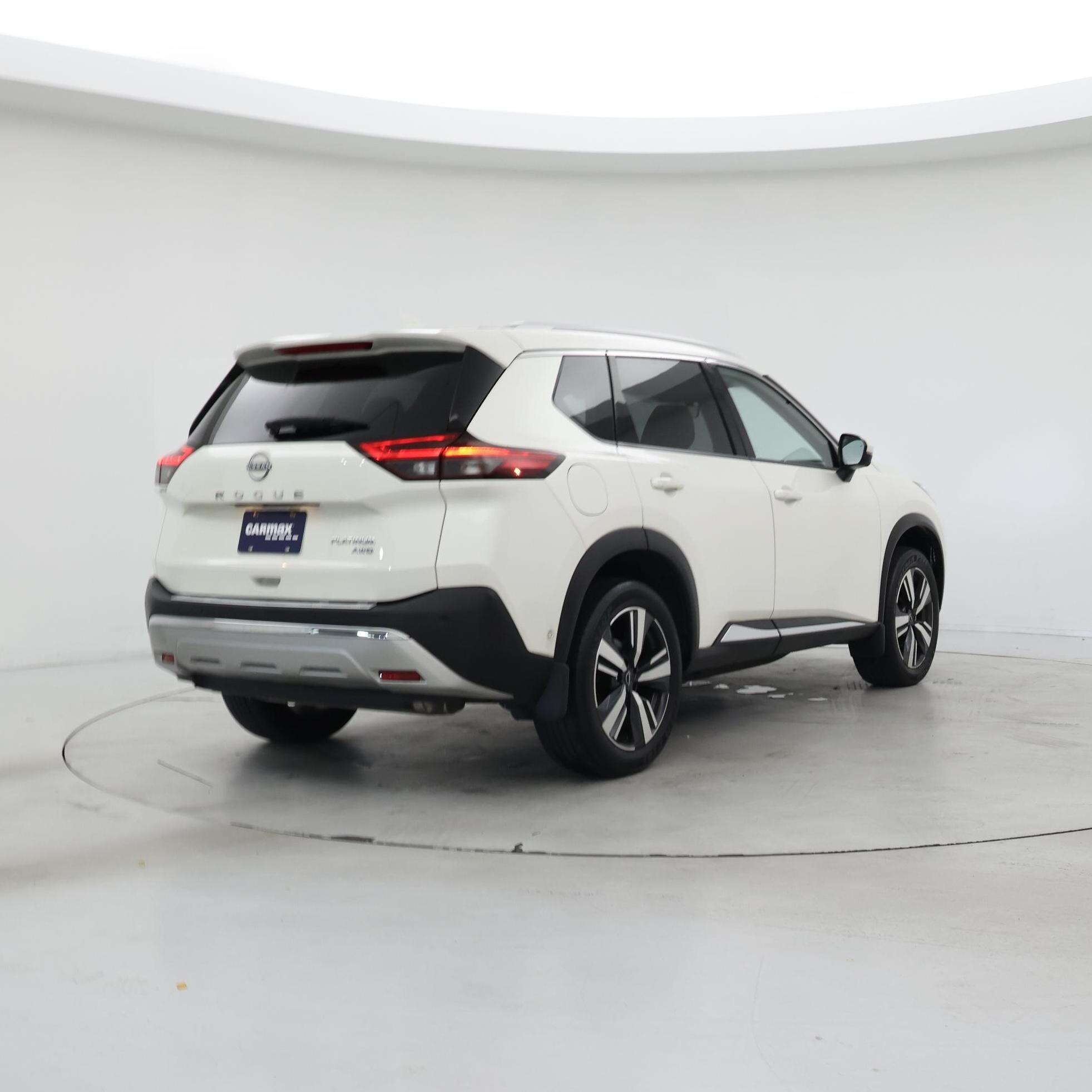 Thumbnail: 2023 Nissan Rogue - 8