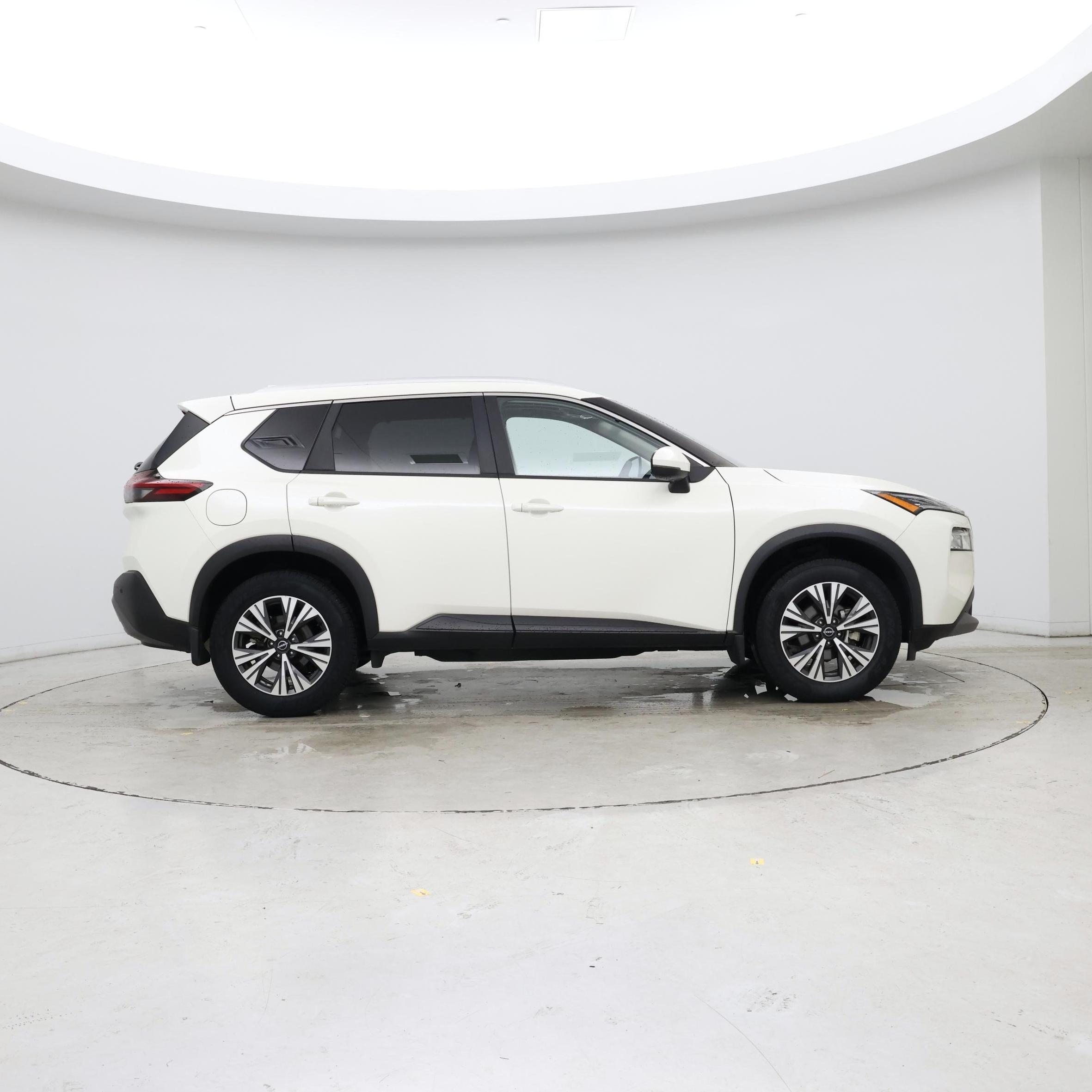 Thumbnail: 2022 Nissan Rogue - 7
