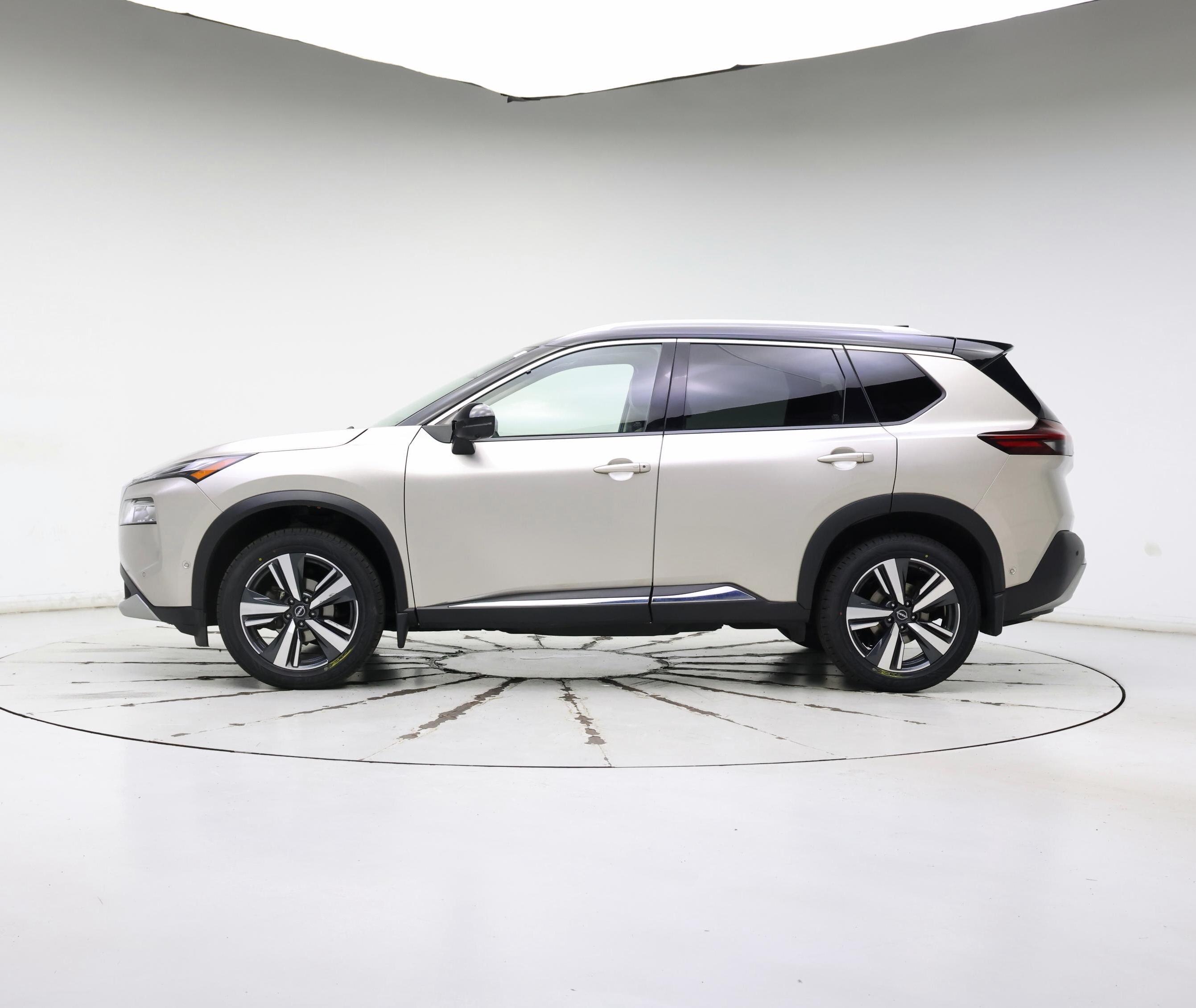 Thumbnail: 2022 Nissan Rogue - 3