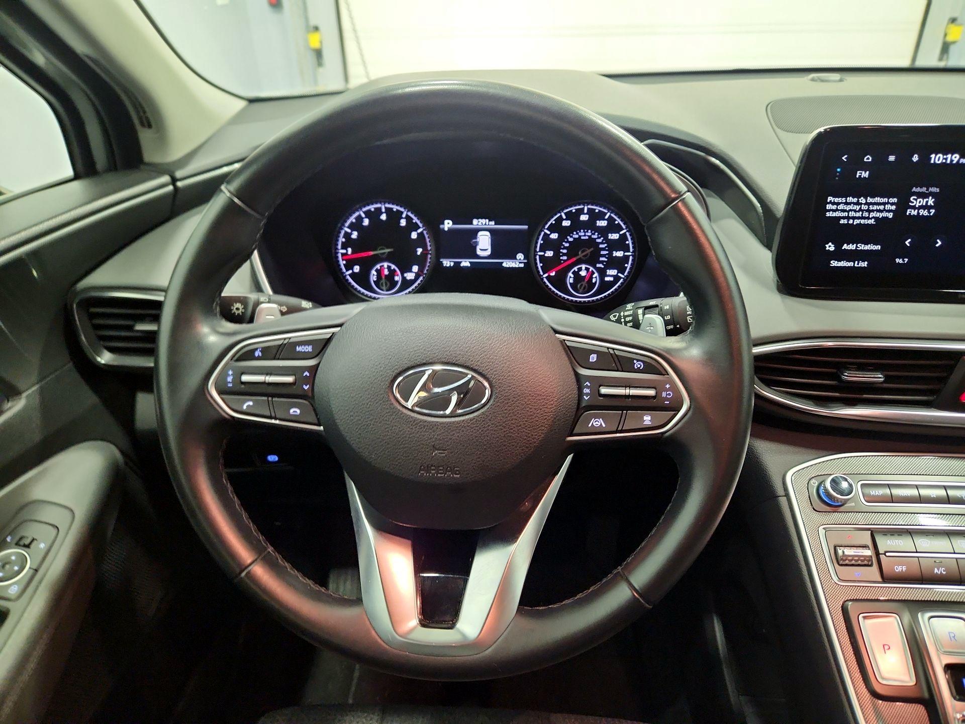 Thumbnail: 2023 Hyundai Santa Fe - 10