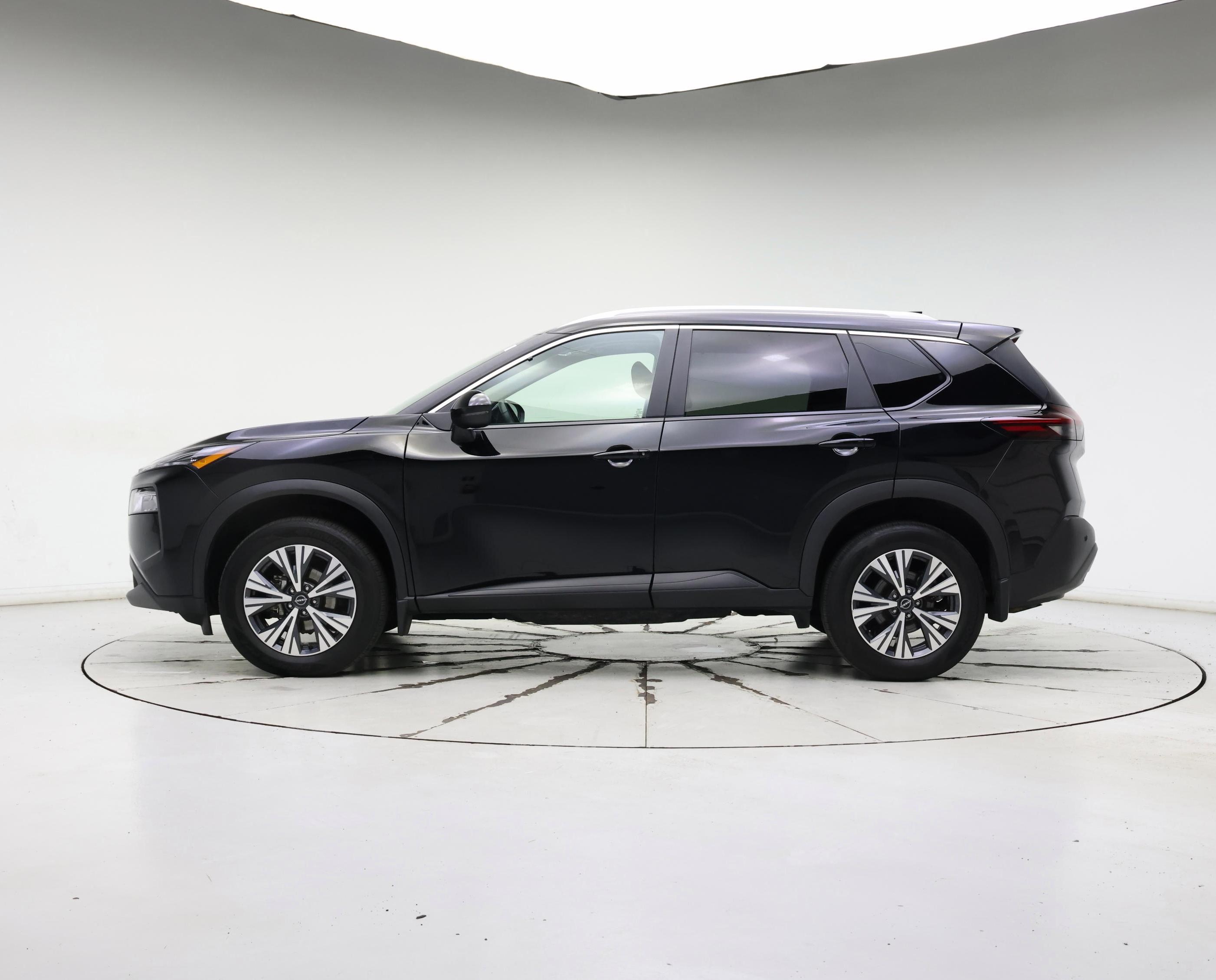 Thumbnail: 2022 Nissan Rogue - 3