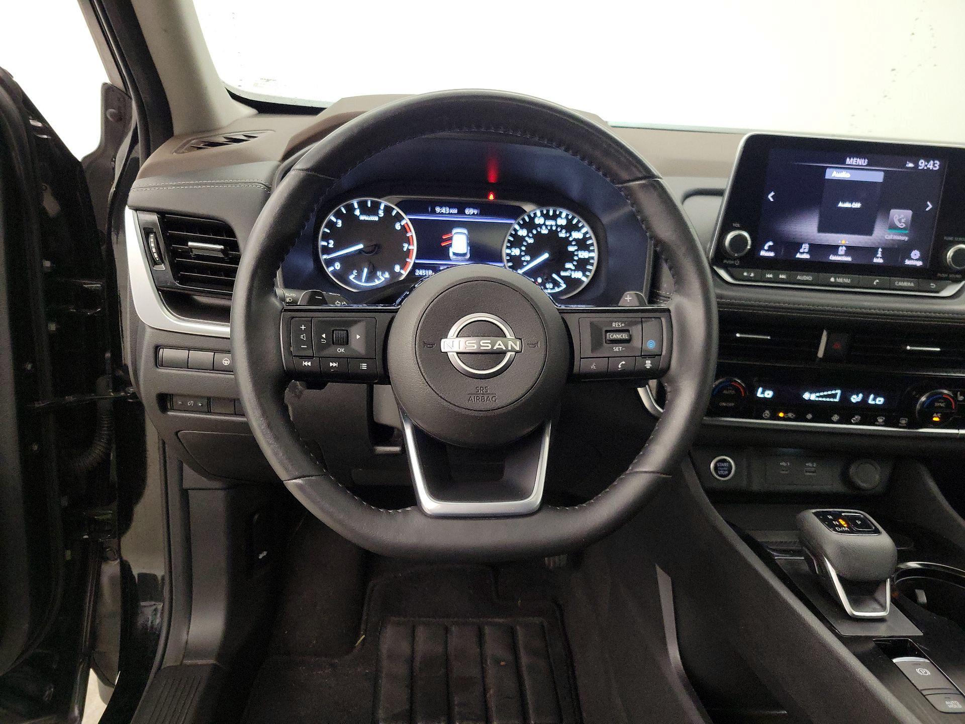 Thumbnail: 2022 Nissan Rogue - 10