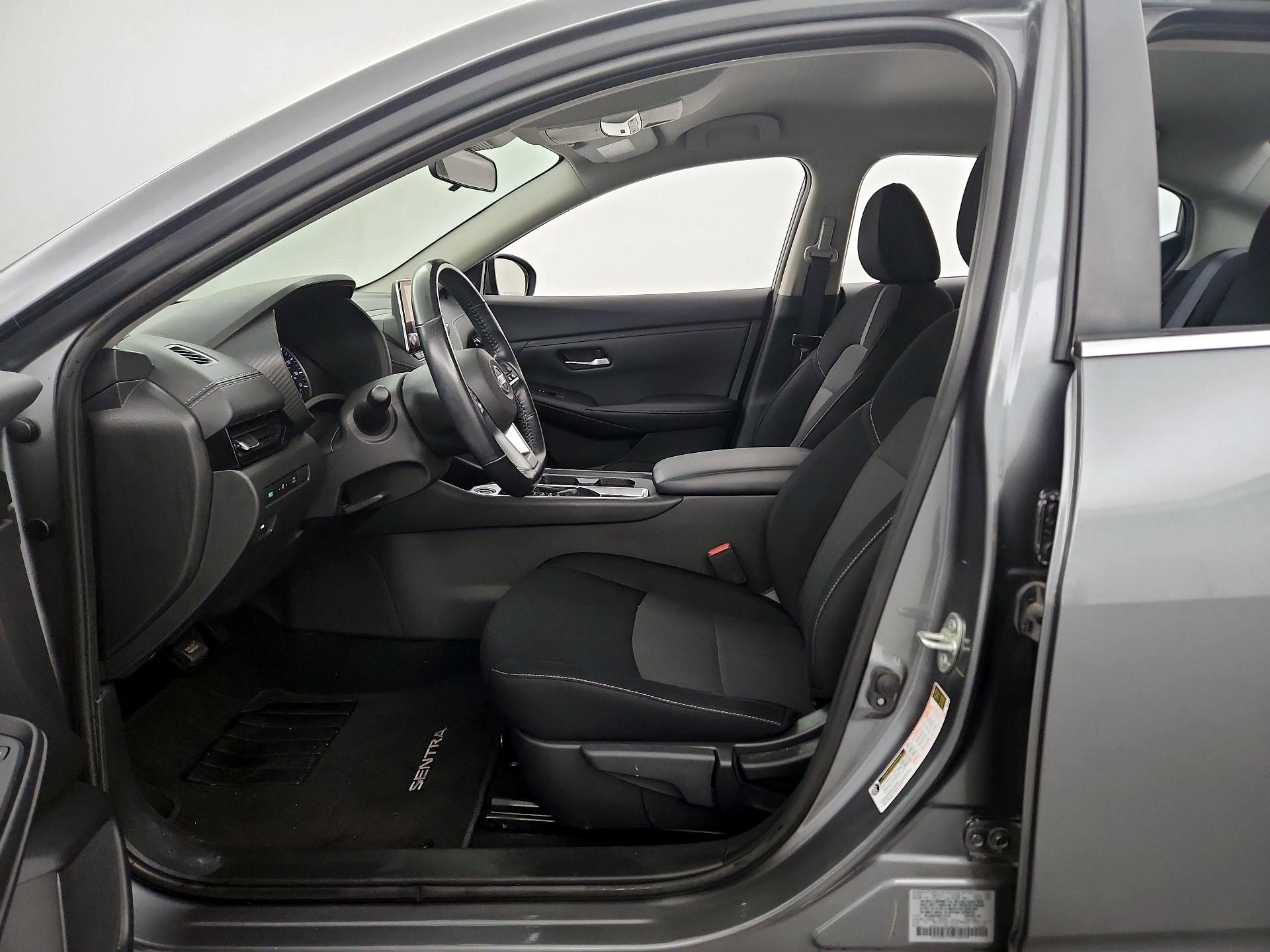 Thumbnail: 2021 Nissan Sentra - 11
