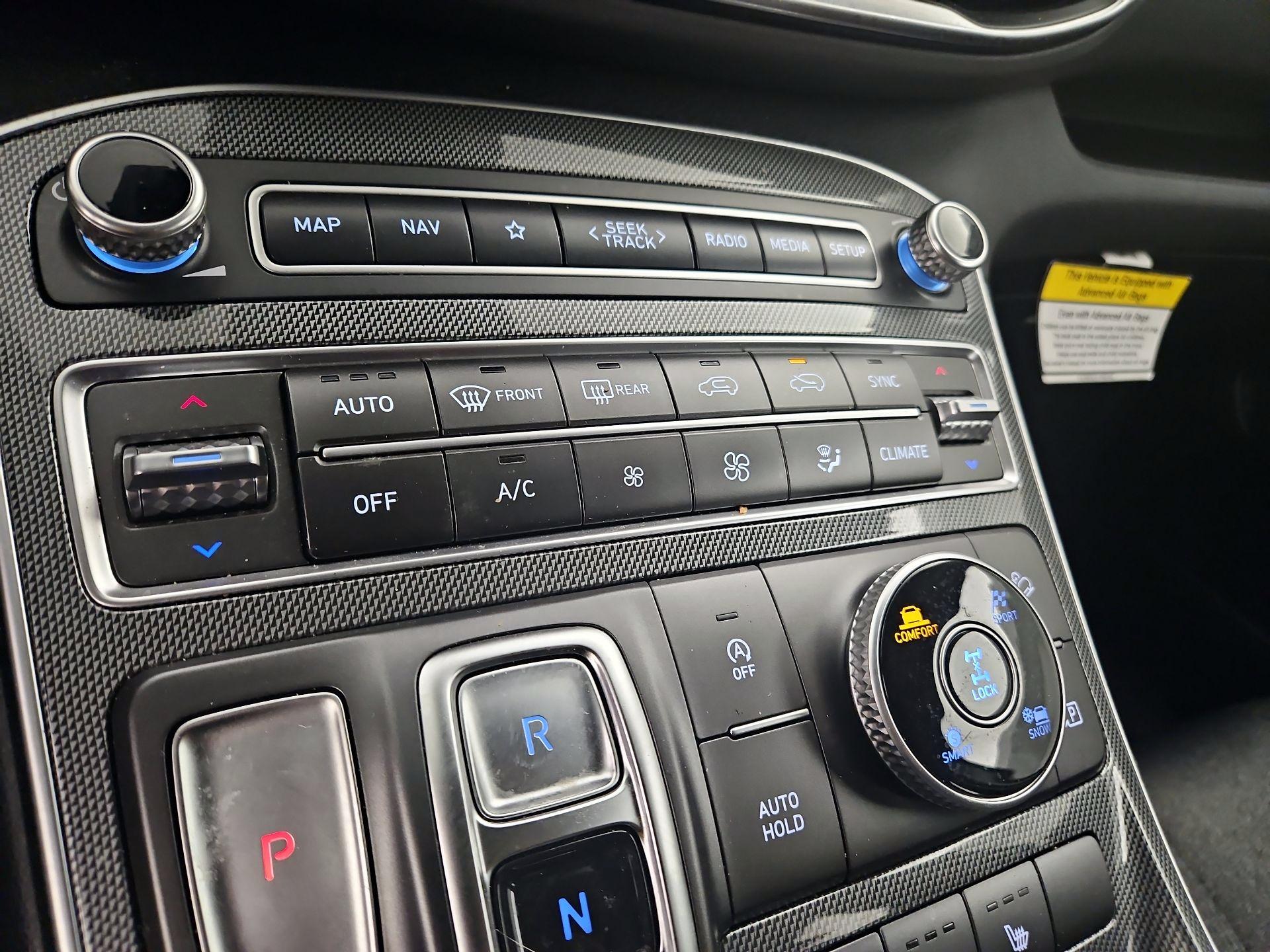 Thumbnail: 2023 Hyundai Santa Fe - 17