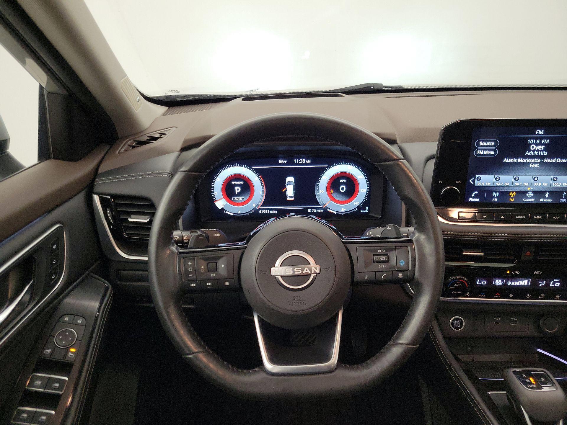 Thumbnail: 2022 Nissan Rogue - 10