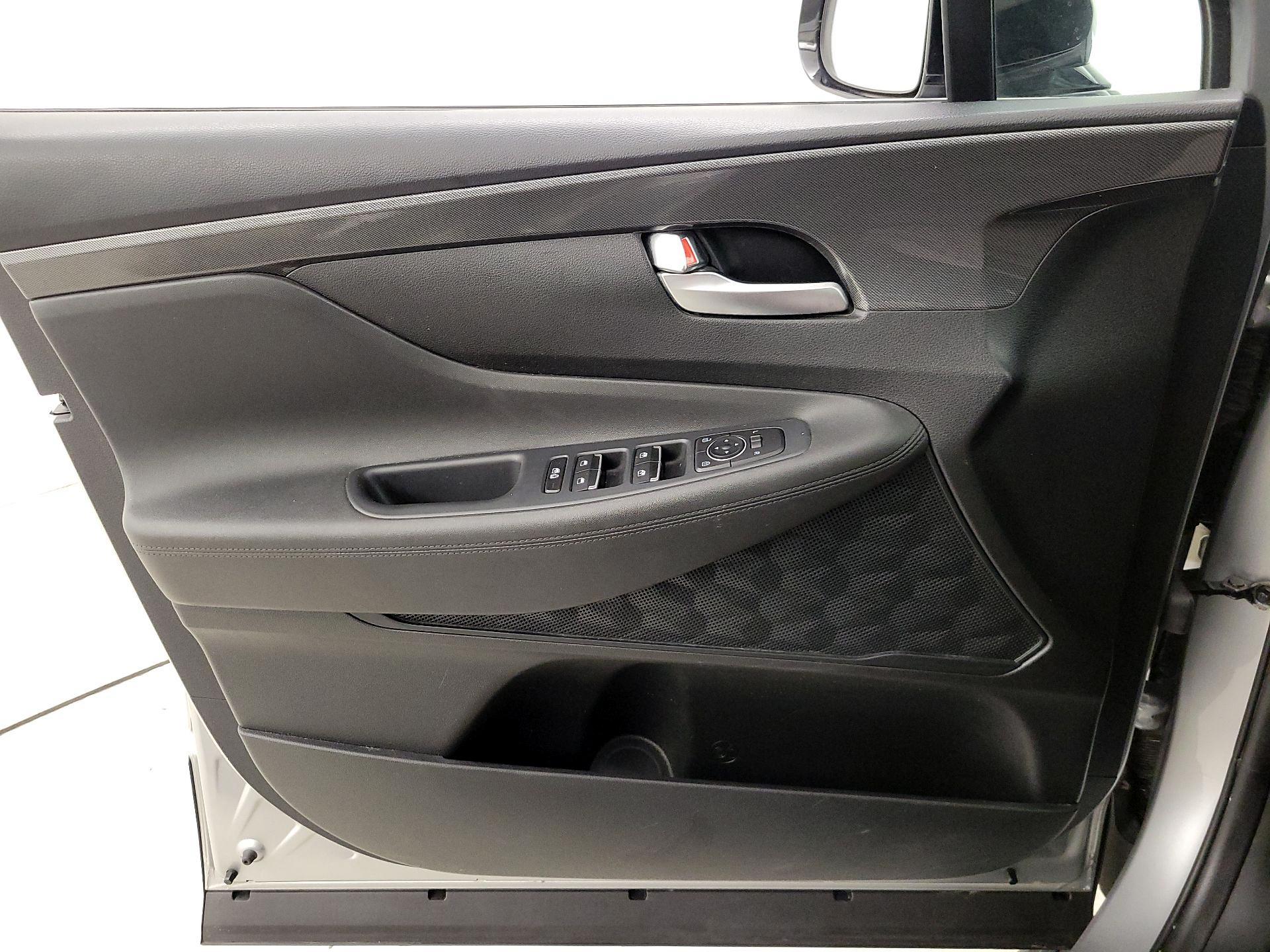 Thumbnail: 2022 Hyundai Santa Fe - 12