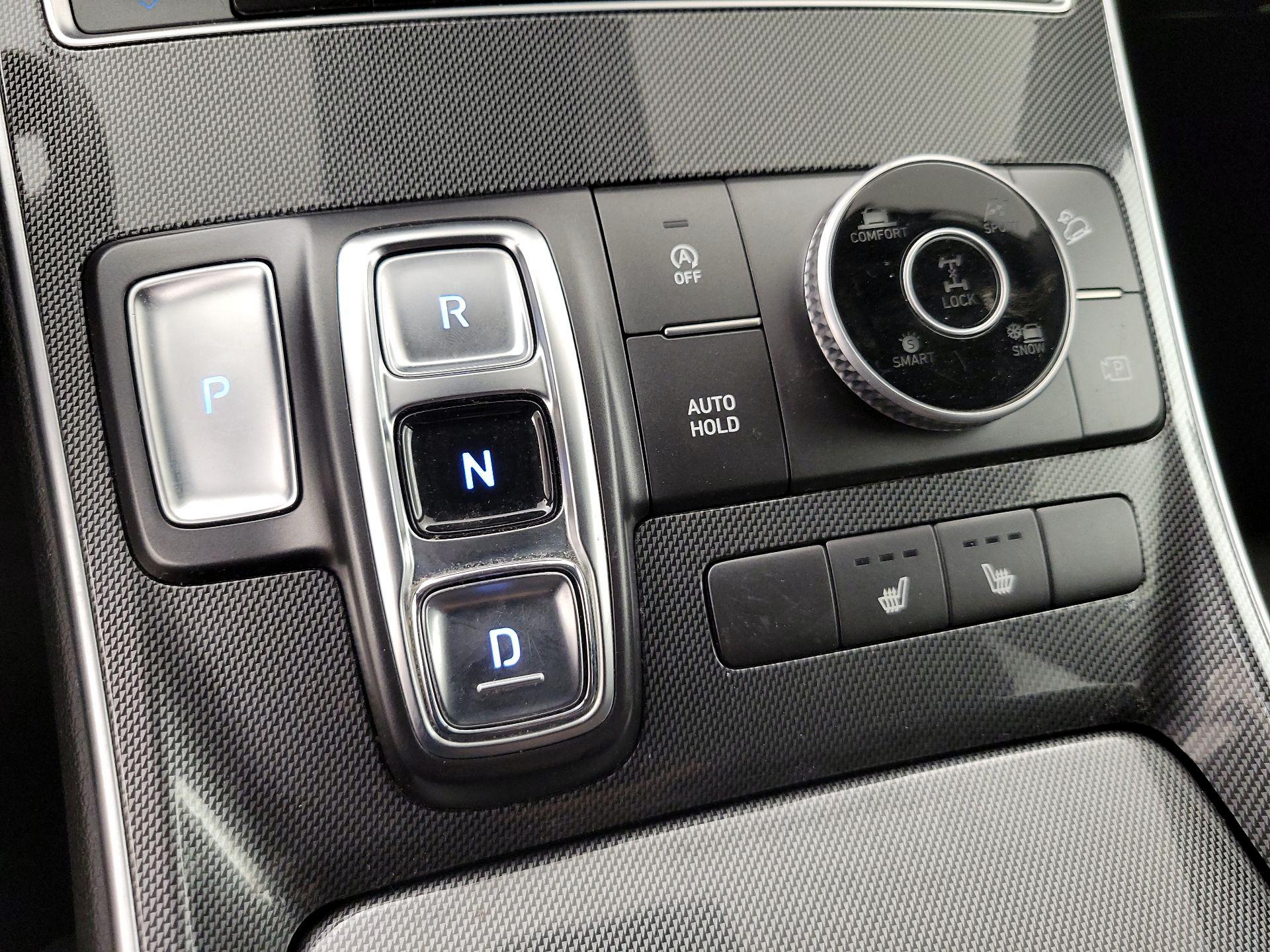 Thumbnail: 2022 Hyundai Santa Fe - 17