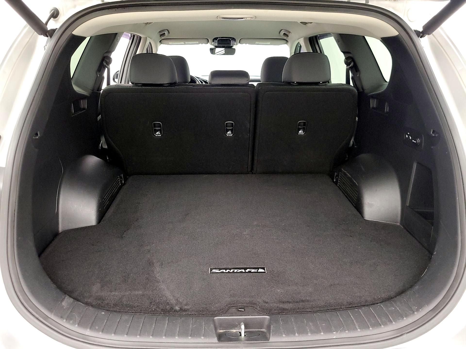 Thumbnail: 2022 Hyundai Santa Fe - 20