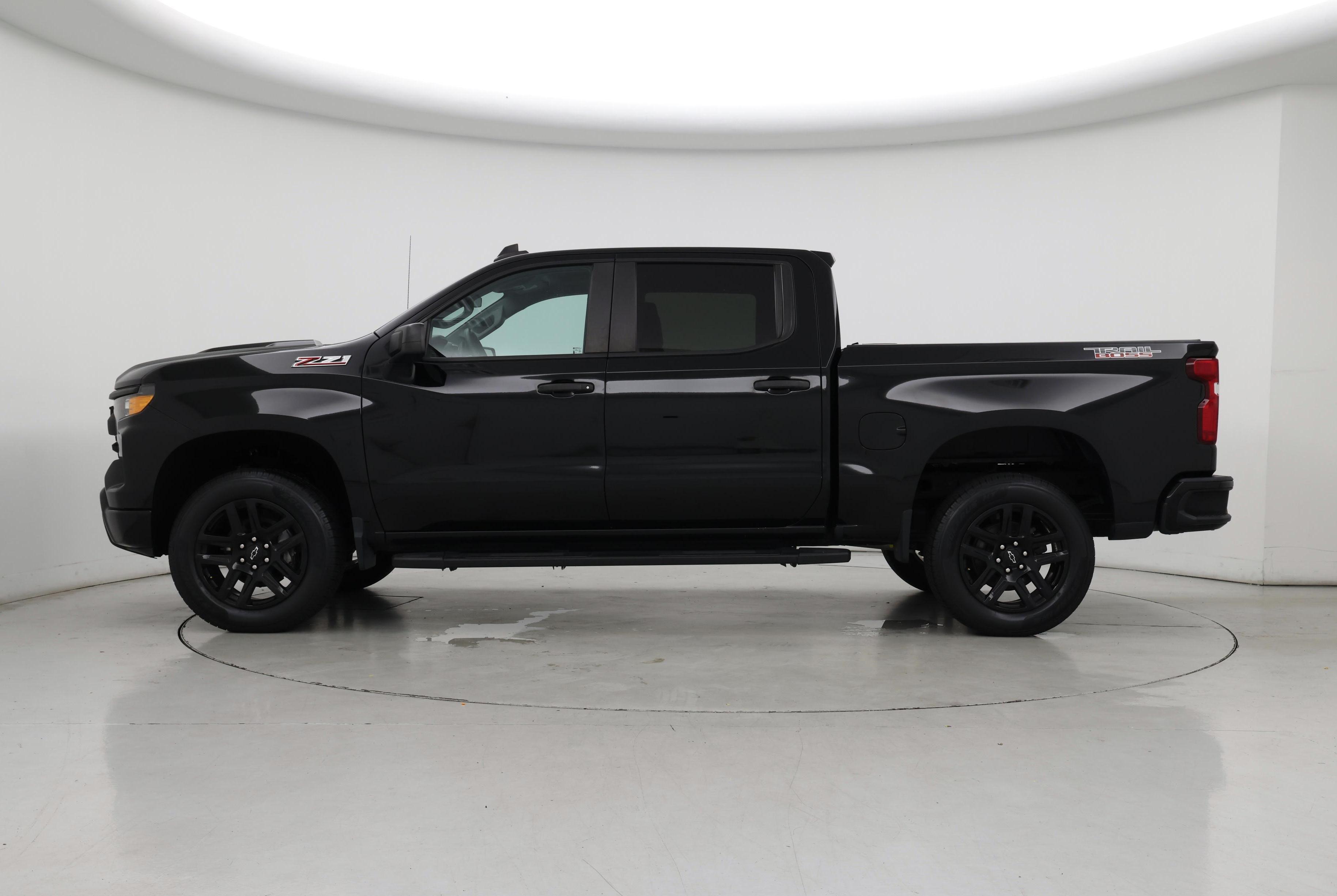 Thumbnail: 2022 Chevrolet Silverado 1500 - 3