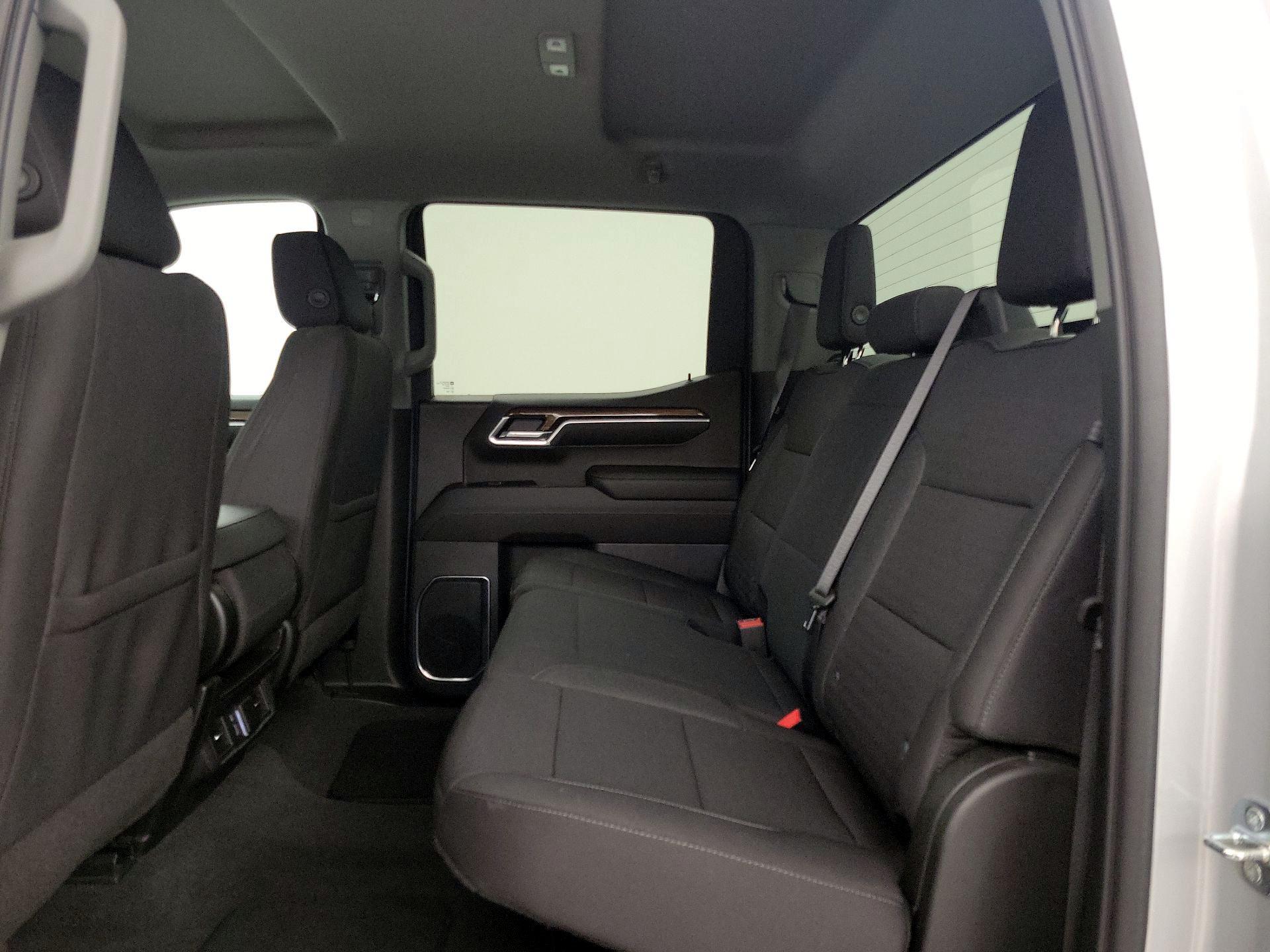 Thumbnail: 2022 Chevrolet Silverado 1500 - 19
