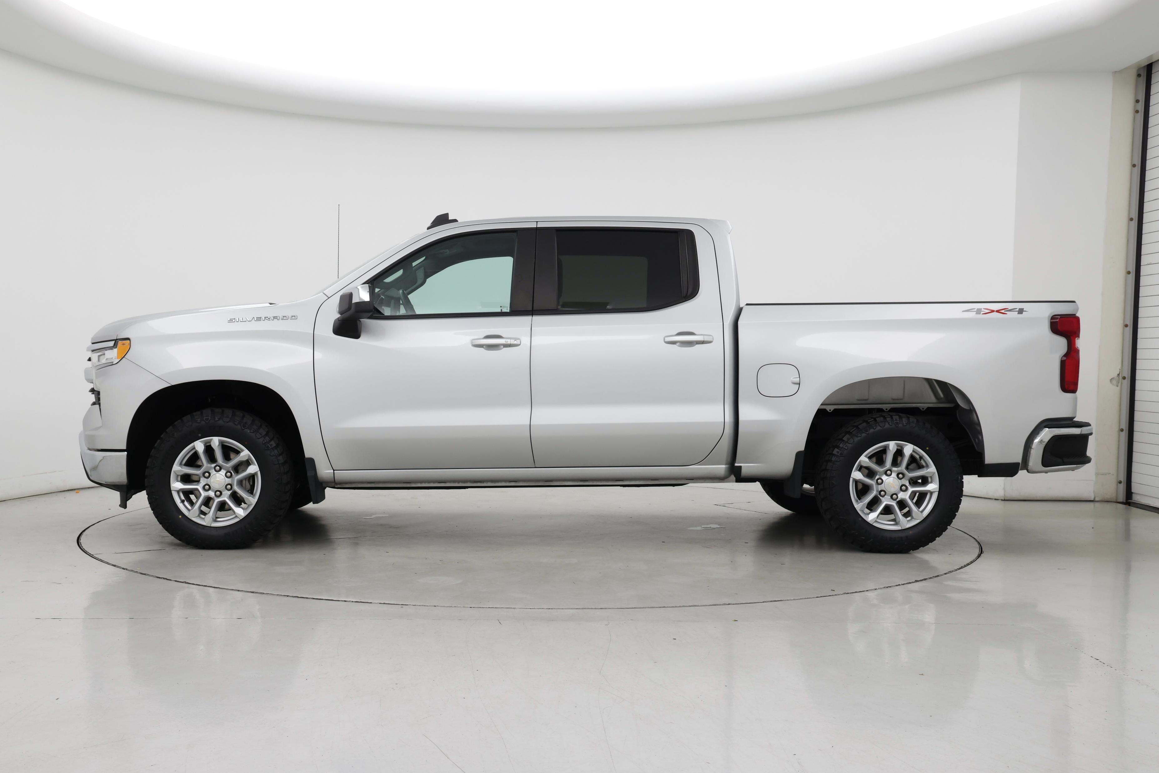 Thumbnail: 2022 Chevrolet Silverado 1500 - 3