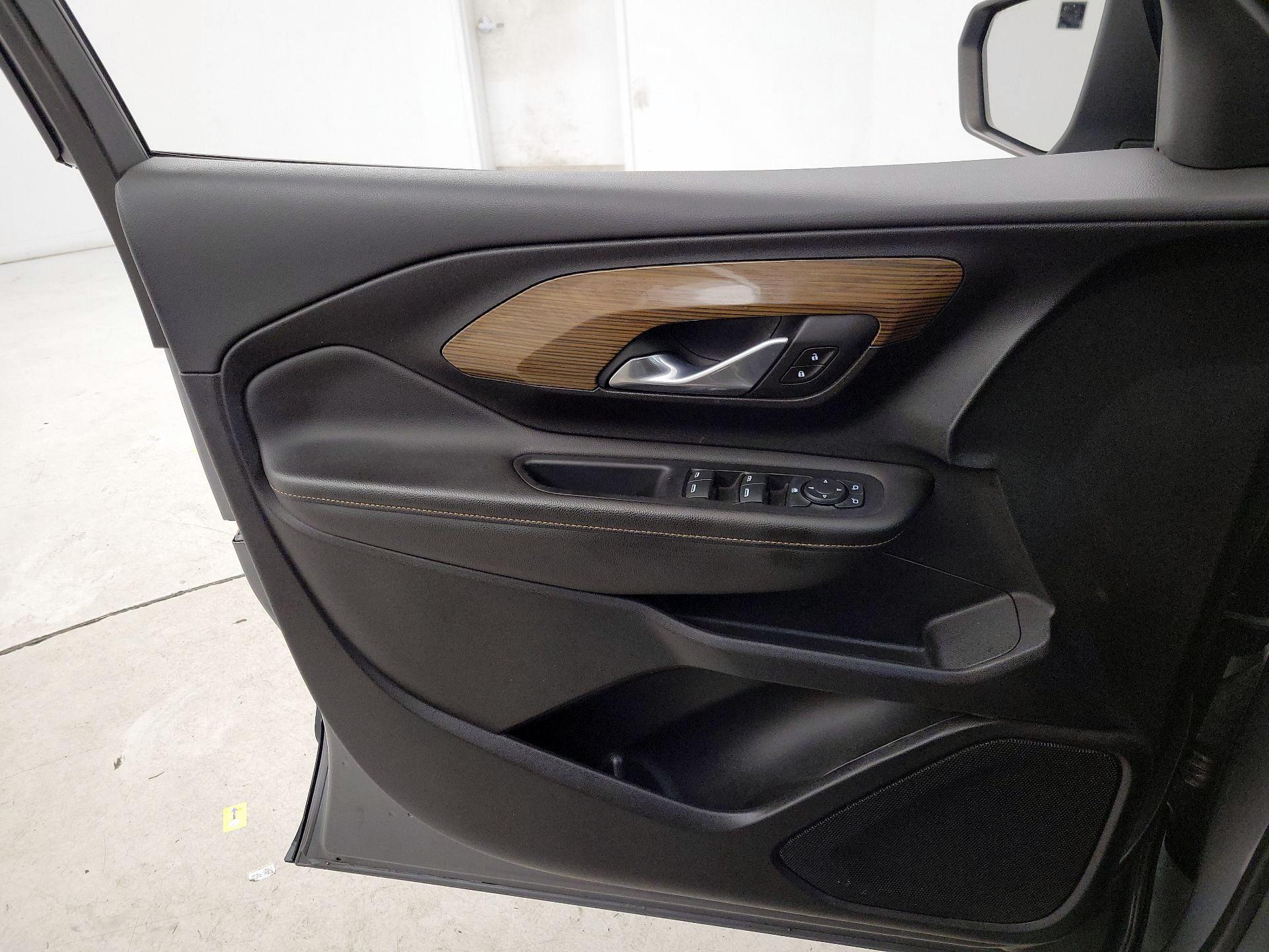 Thumbnail: 2020 GMC Terrain - 12