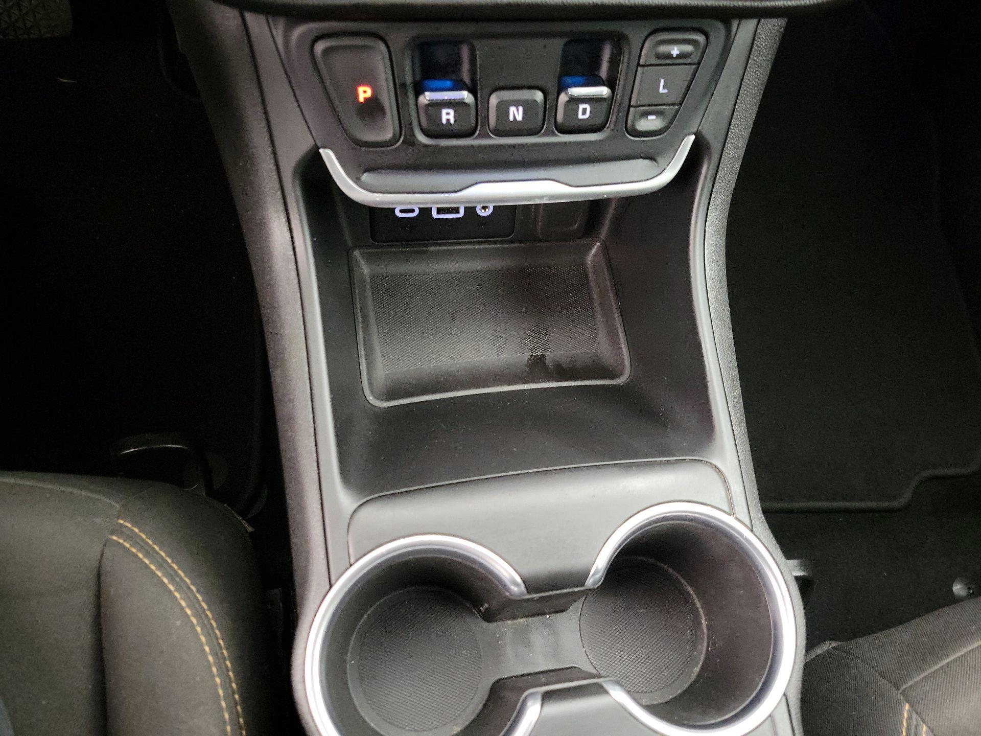 Thumbnail: 2020 GMC Terrain - 17