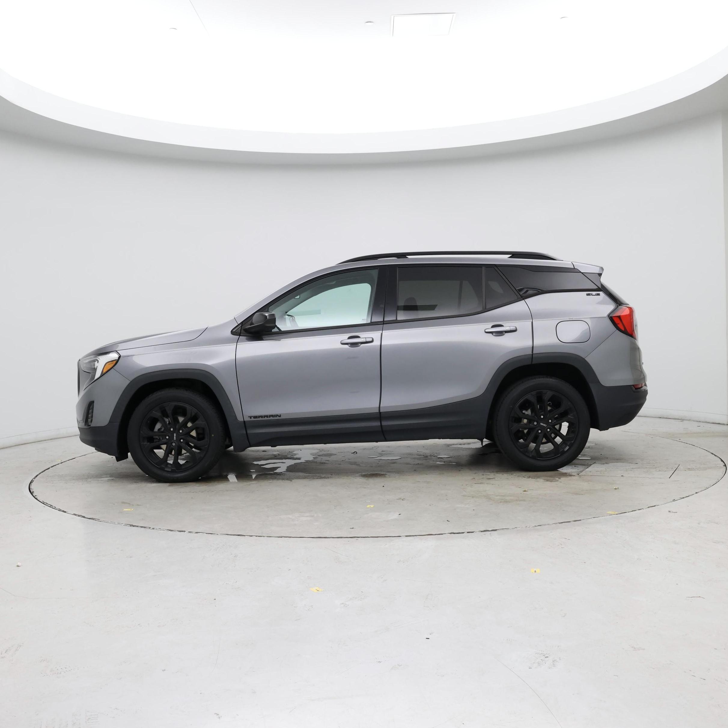 Thumbnail: 2020 GMC Terrain - 3