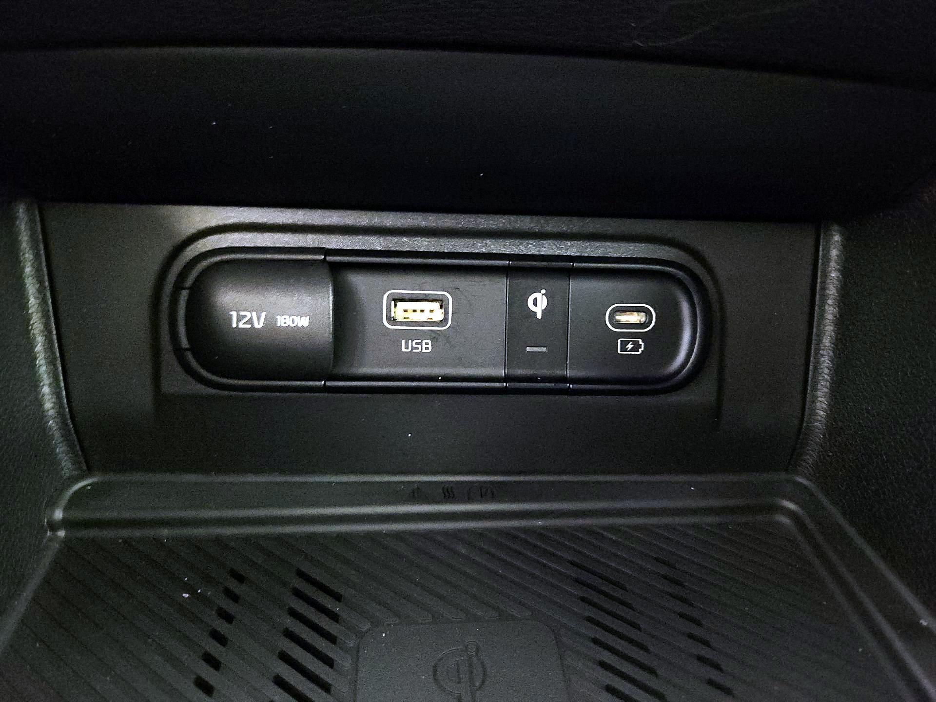 Thumbnail: 2023 Kia Sportage - 18