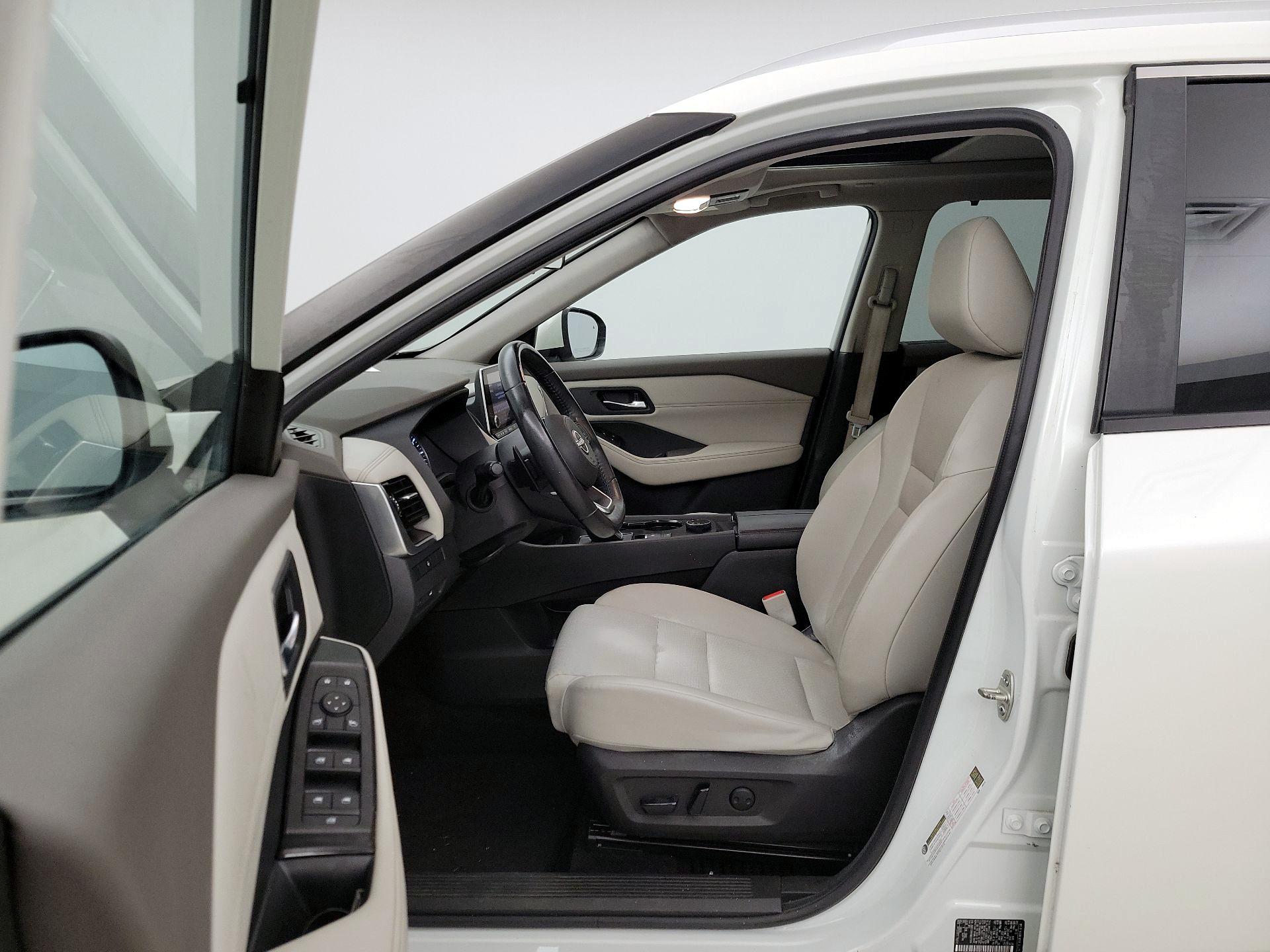 Thumbnail: 2022 Nissan Rogue - 11