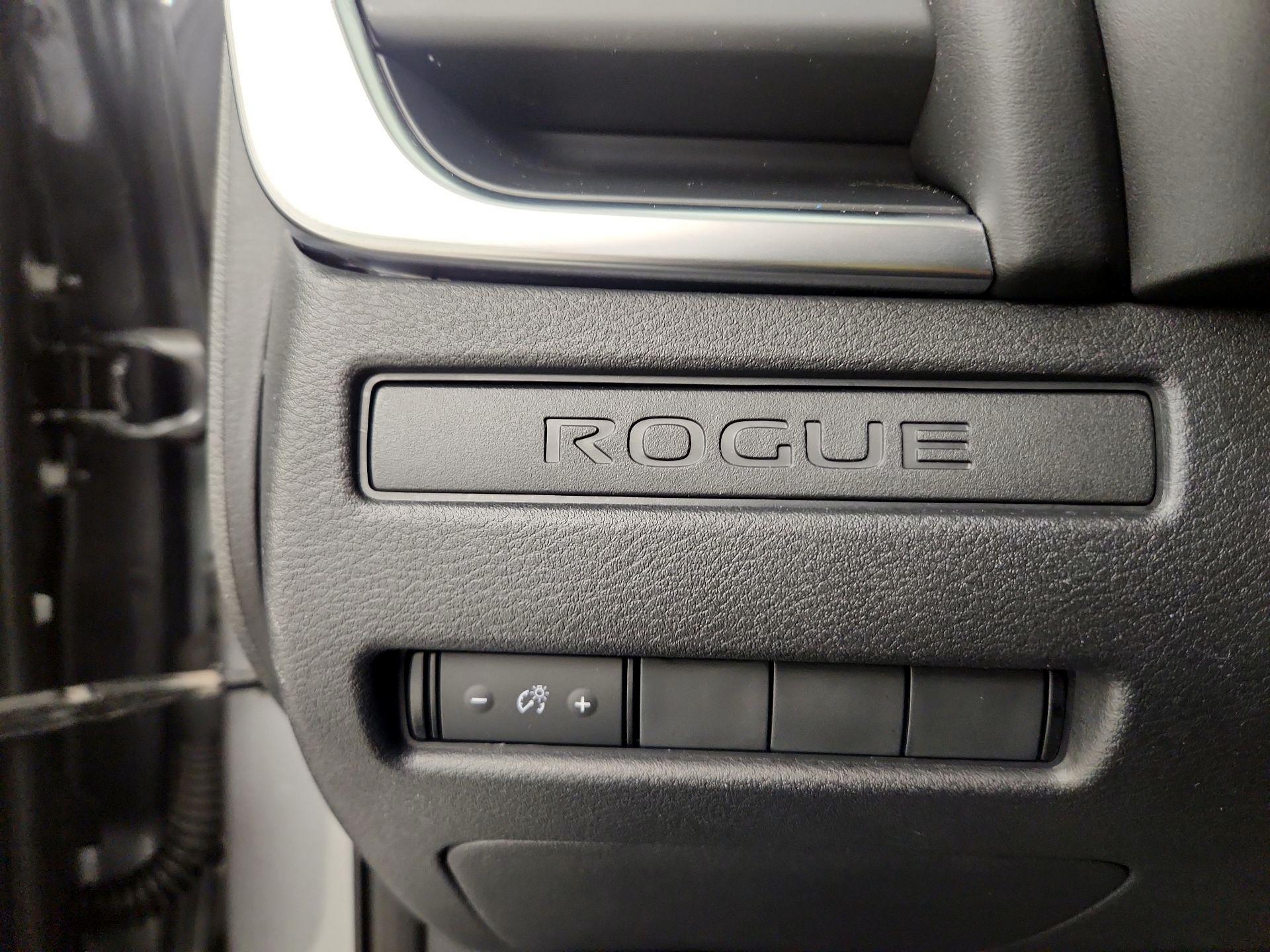 Thumbnail: 2023 Nissan Rogue - 13