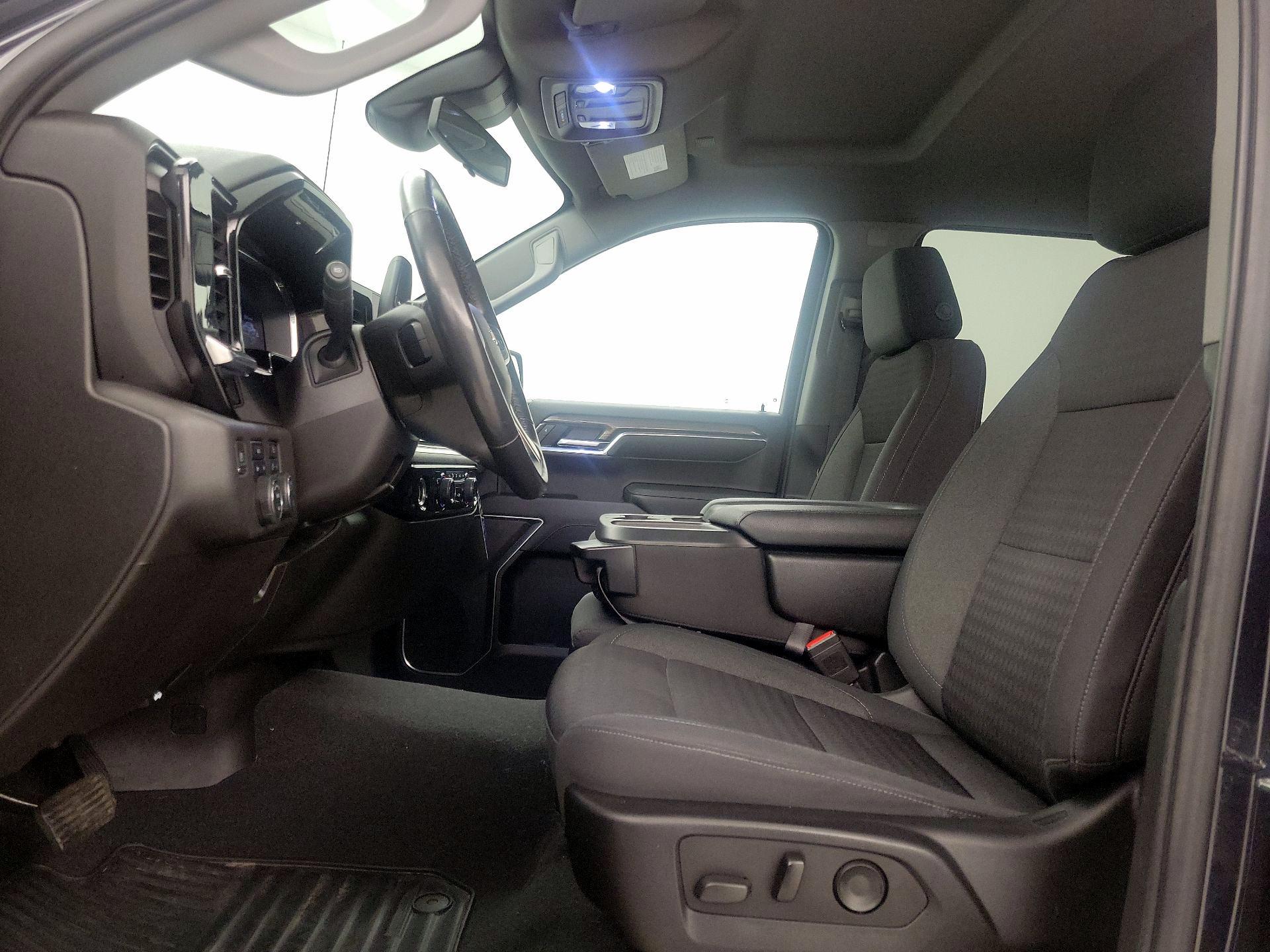 Thumbnail: 2022 Chevrolet Silverado 1500 - 11