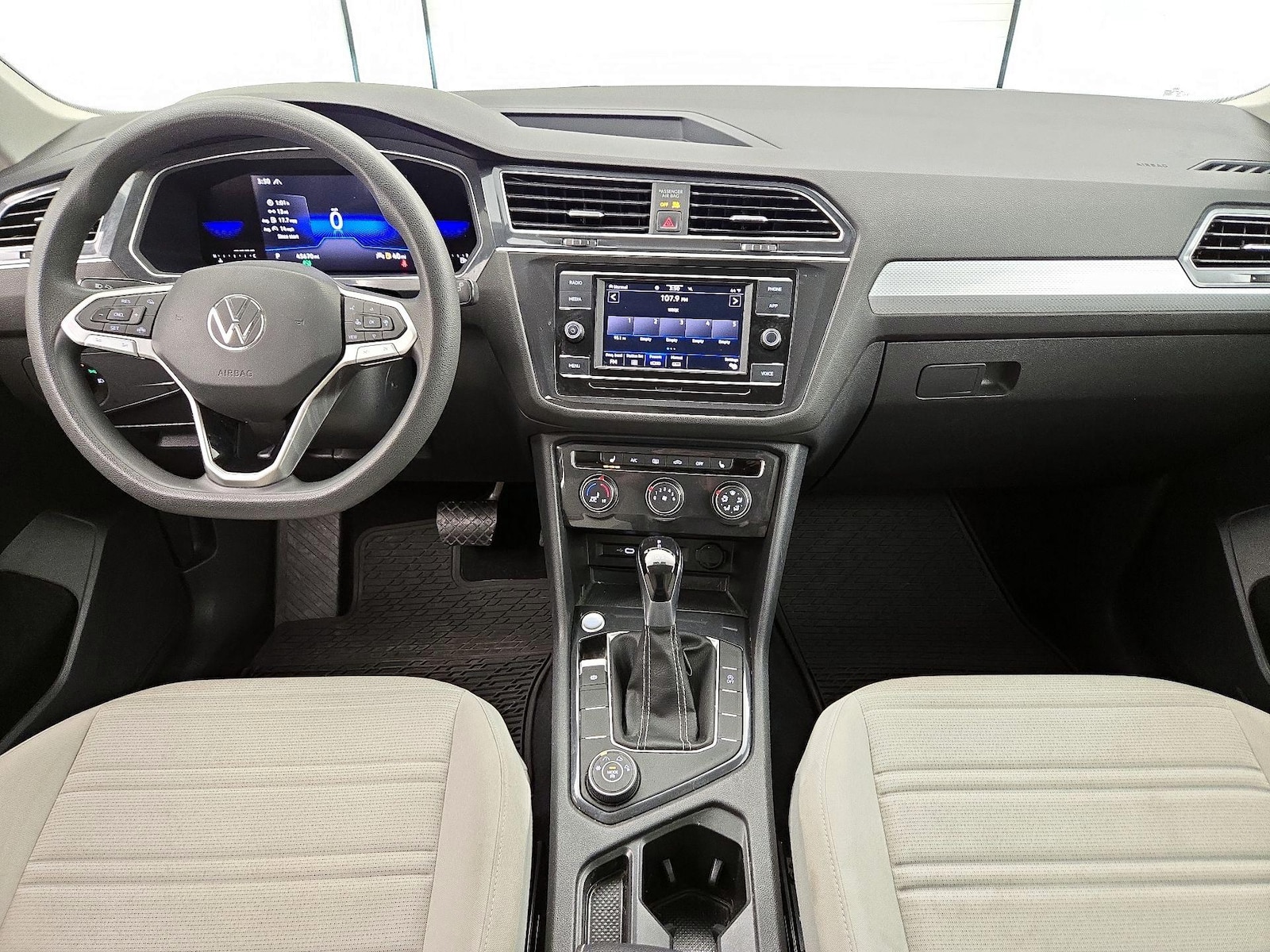 2022 Volkswagen Tiguan S - Photo 10