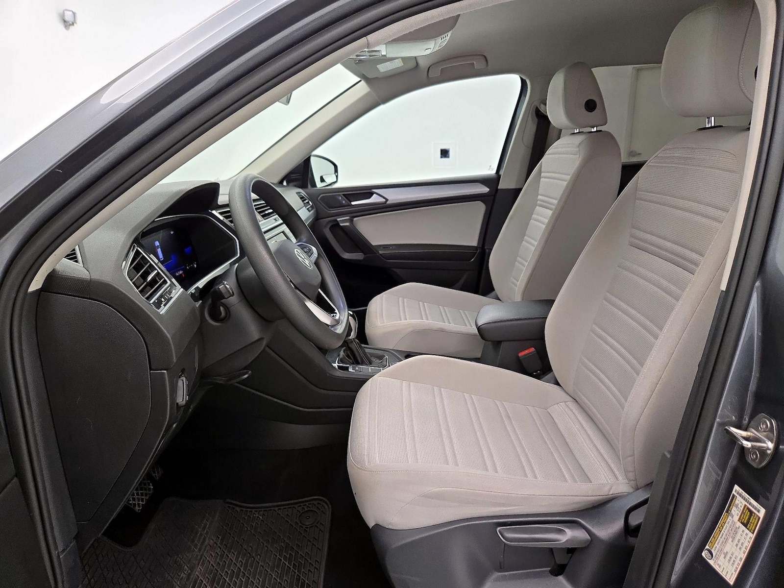 2022 Volkswagen Tiguan S - Photo 12
