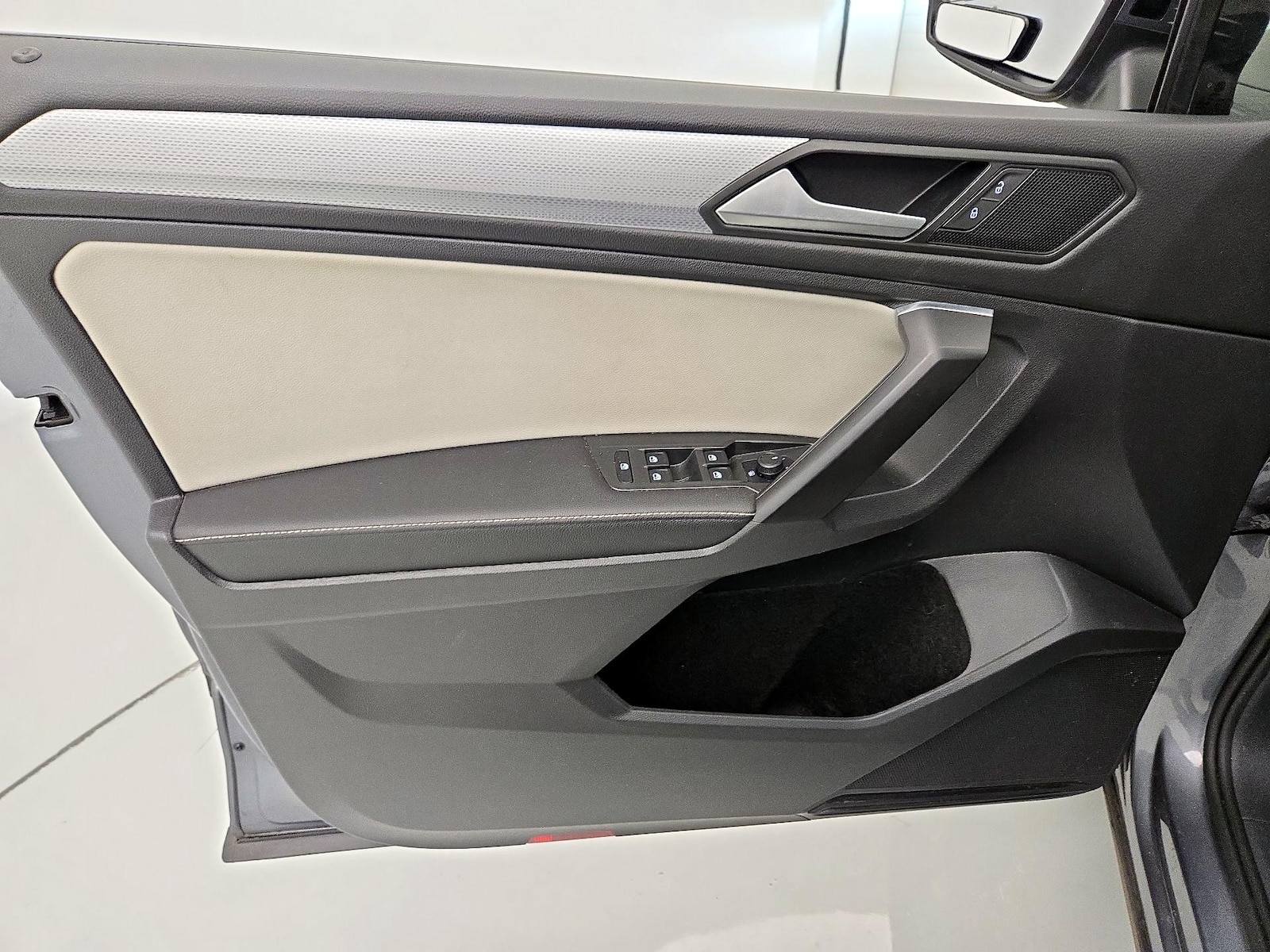 2022 Volkswagen Tiguan S - Photo 13