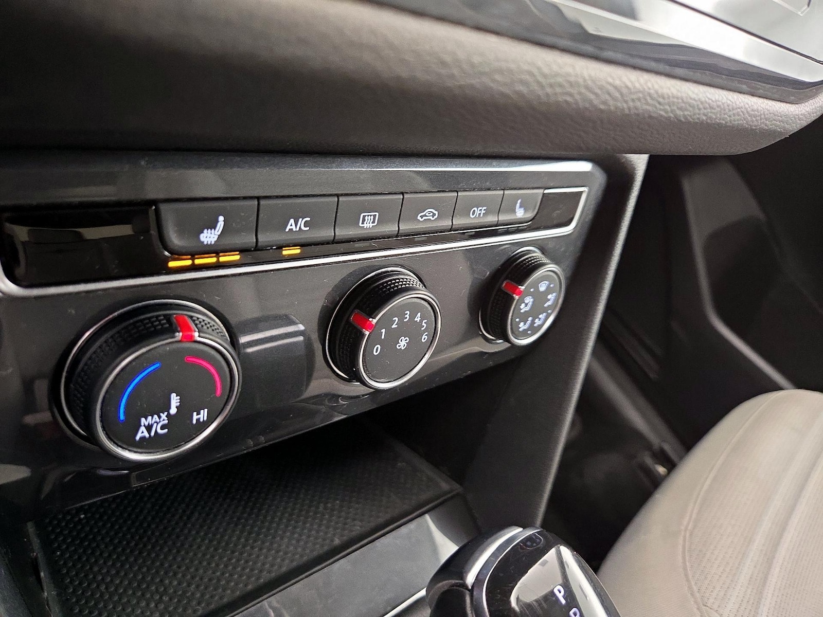 2022 Volkswagen Tiguan S - Photo 17