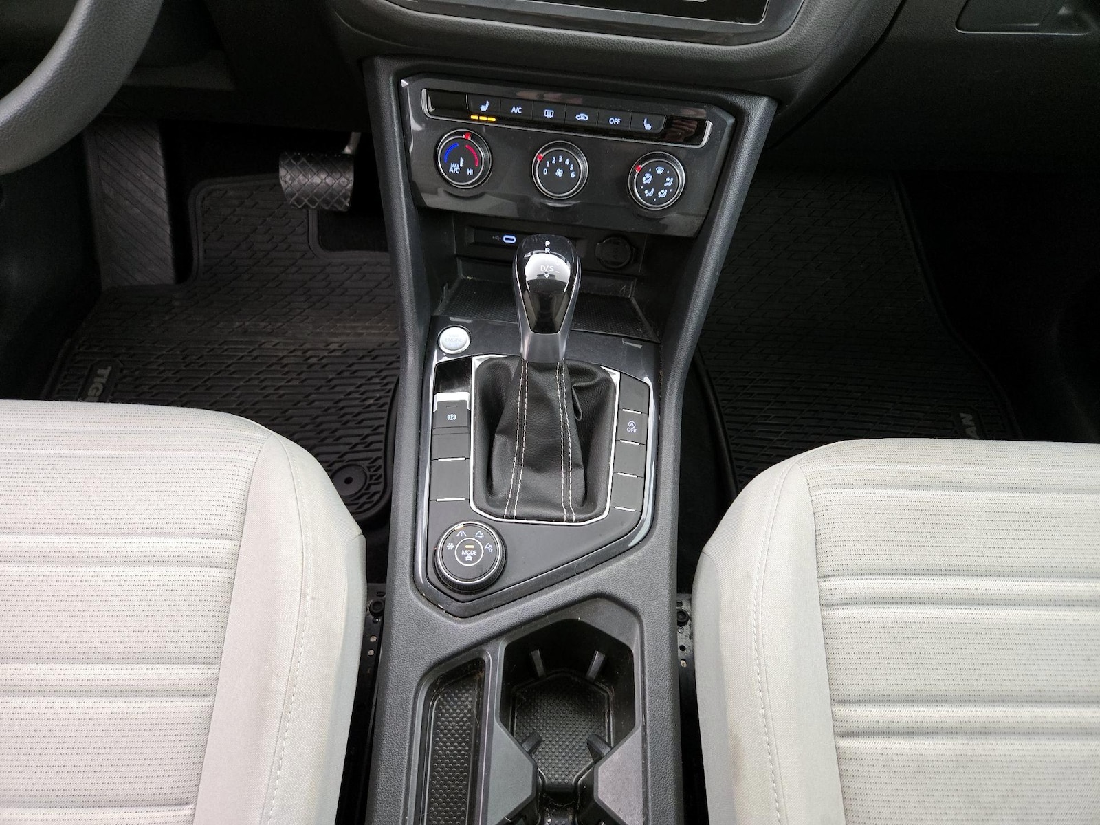 2022 Volkswagen Tiguan S - Photo 18