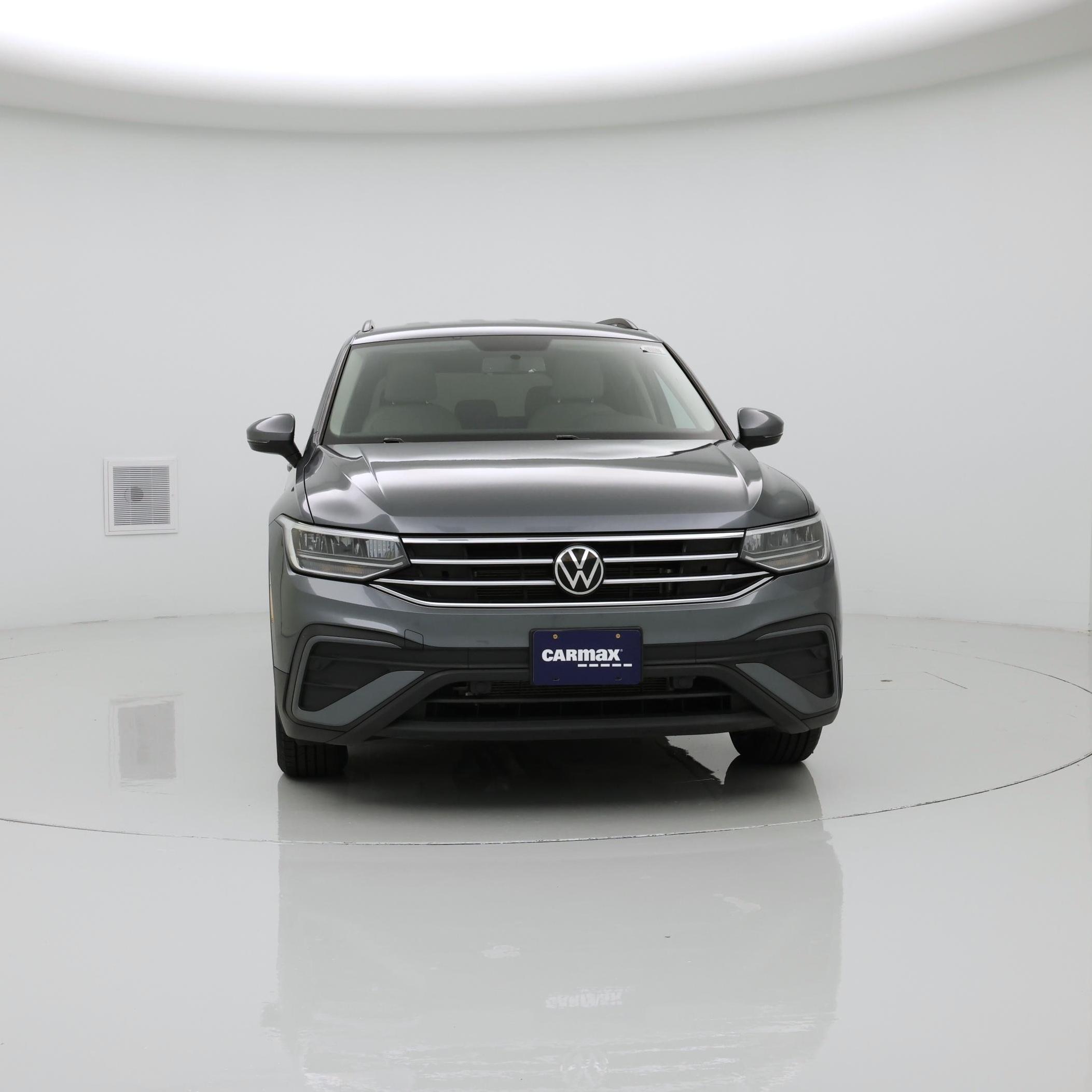 Thumbnail: 2022 Volkswagen Tiguan - 5