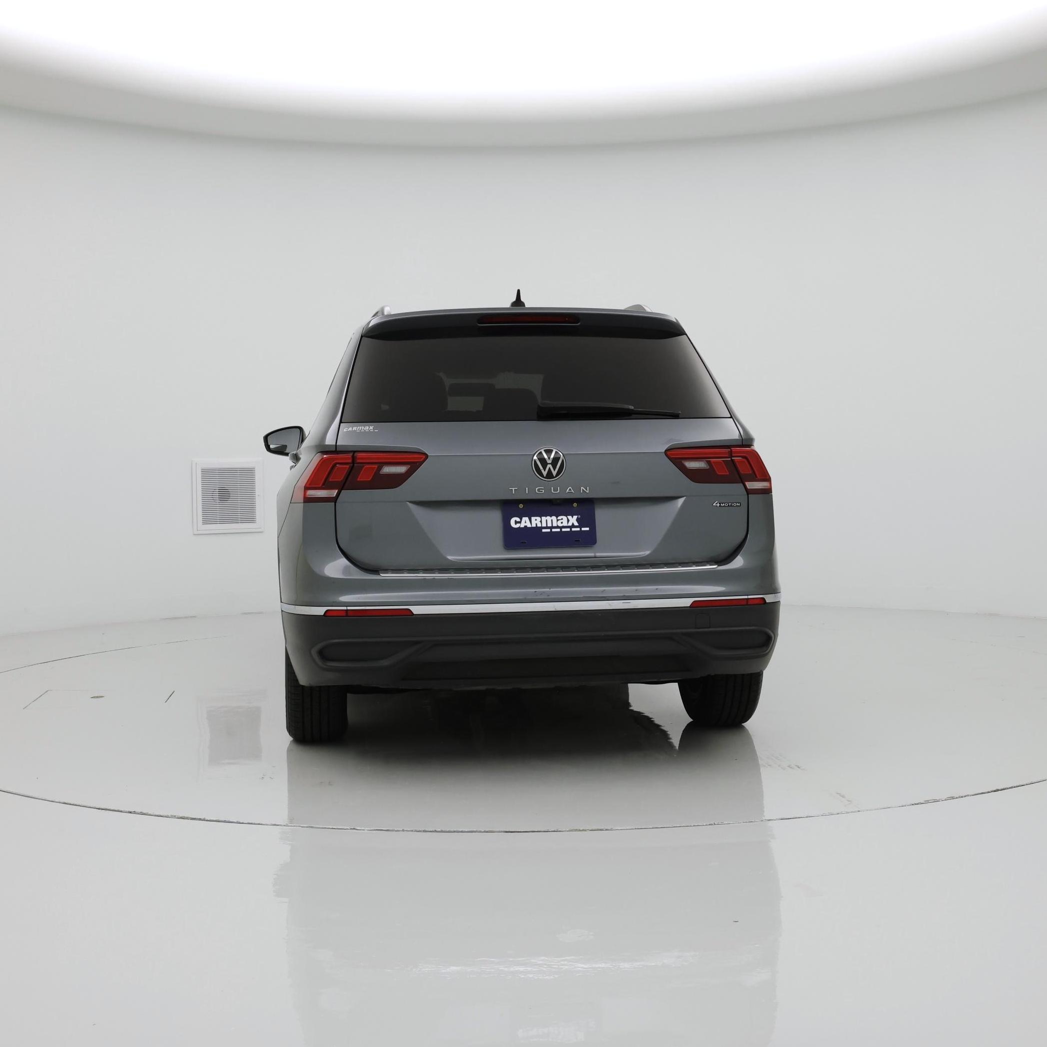 Thumbnail: 2022 Volkswagen Tiguan - 6
