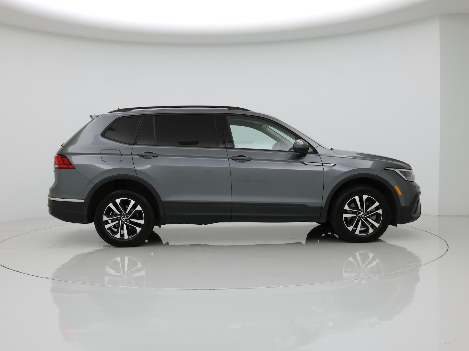 2022 Volkswagen Tiguan S - Photo 8