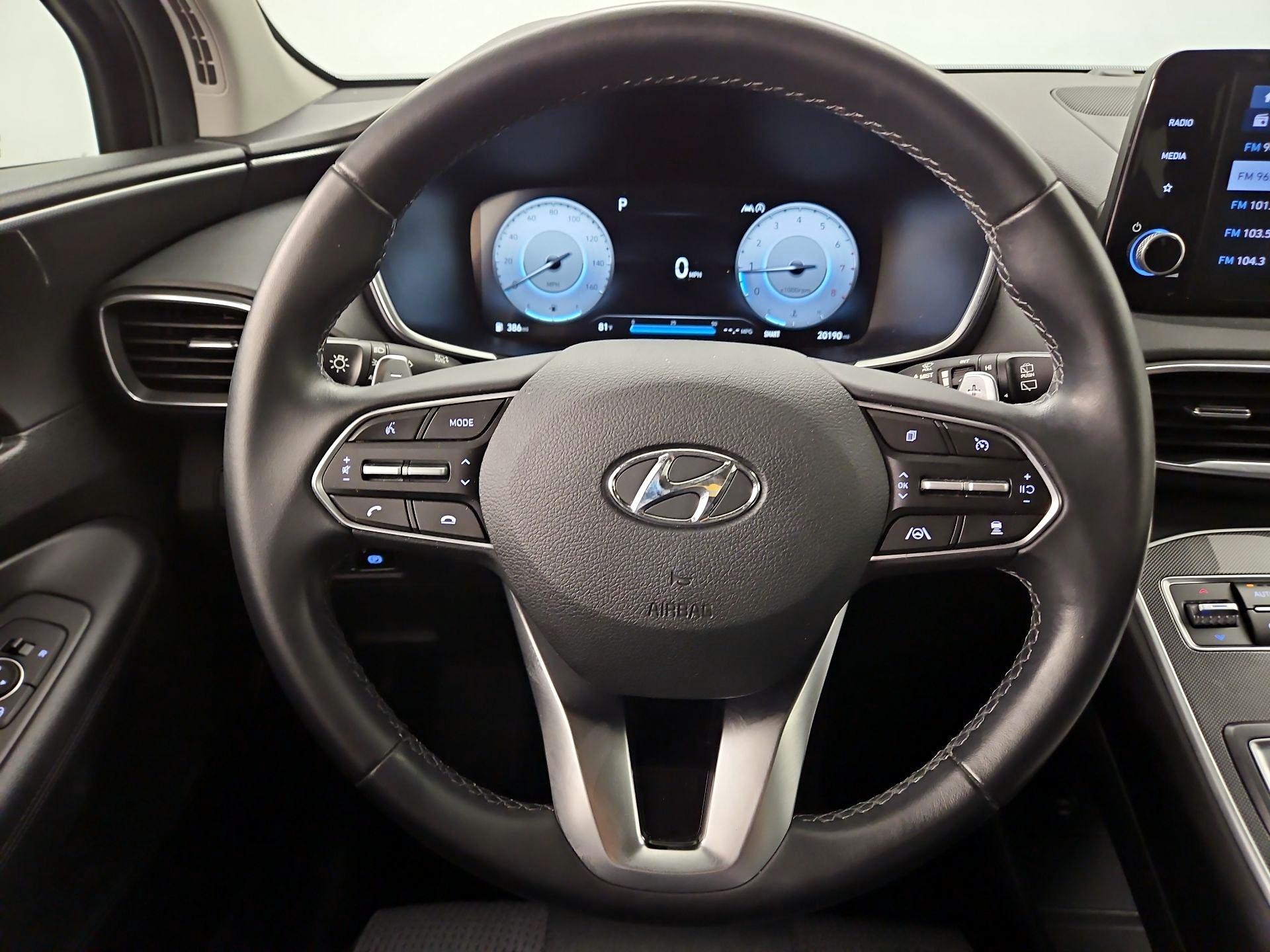 Thumbnail: 2022 Hyundai Santa Fe - 10