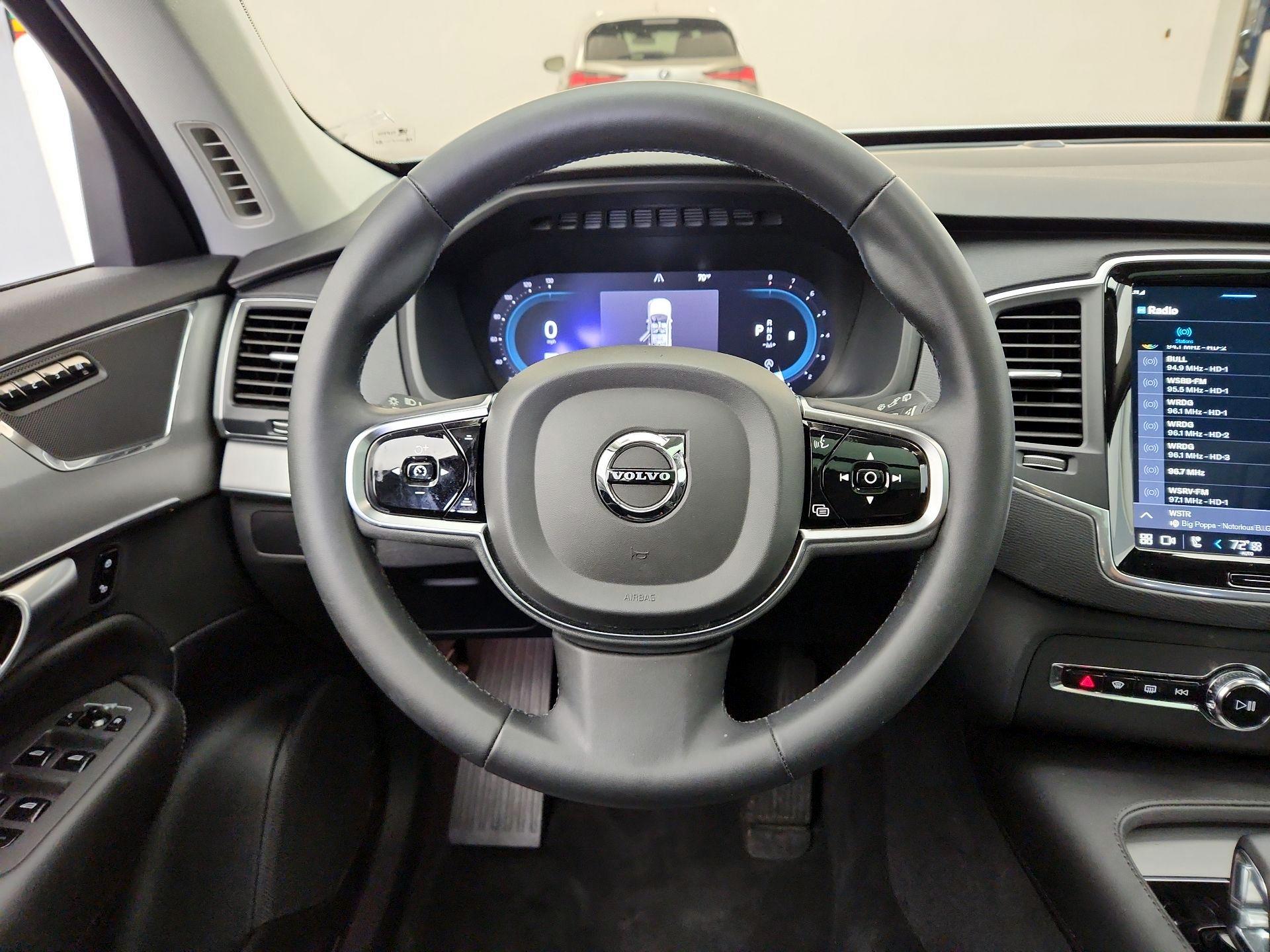 Thumbnail: 2024 Volvo XC90 - 10