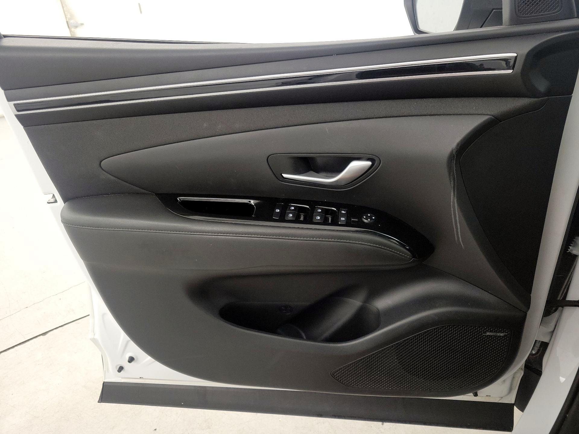Thumbnail: 2022 Hyundai Tucson - 12
