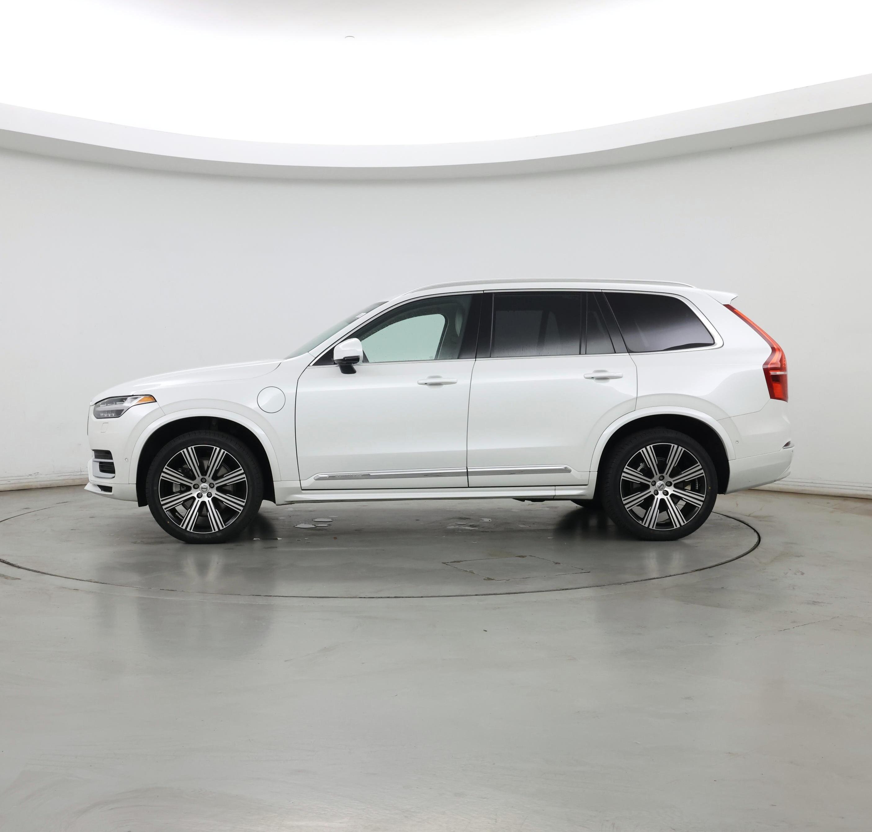Thumbnail: 2024 Volvo XC90 - 3