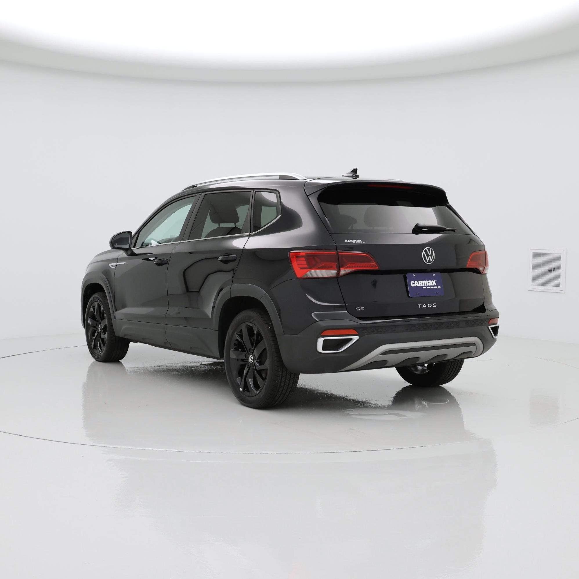 Thumbnail: 2022 Volkswagen Taos - 2