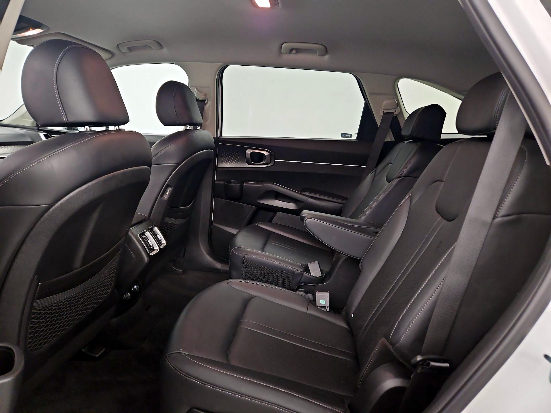 Thumbnail: 2022 Kia Sorento - 20