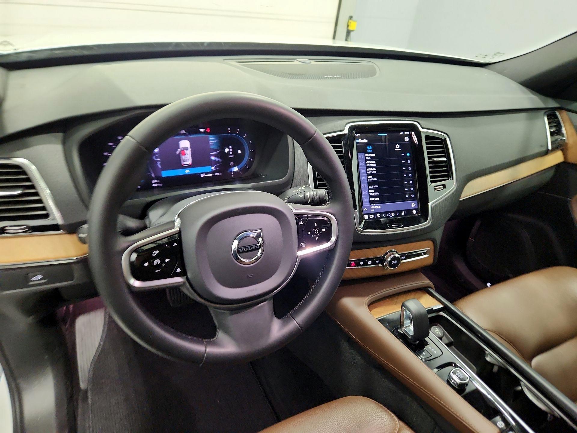 Thumbnail: 2023 Volvo XC90 - 9