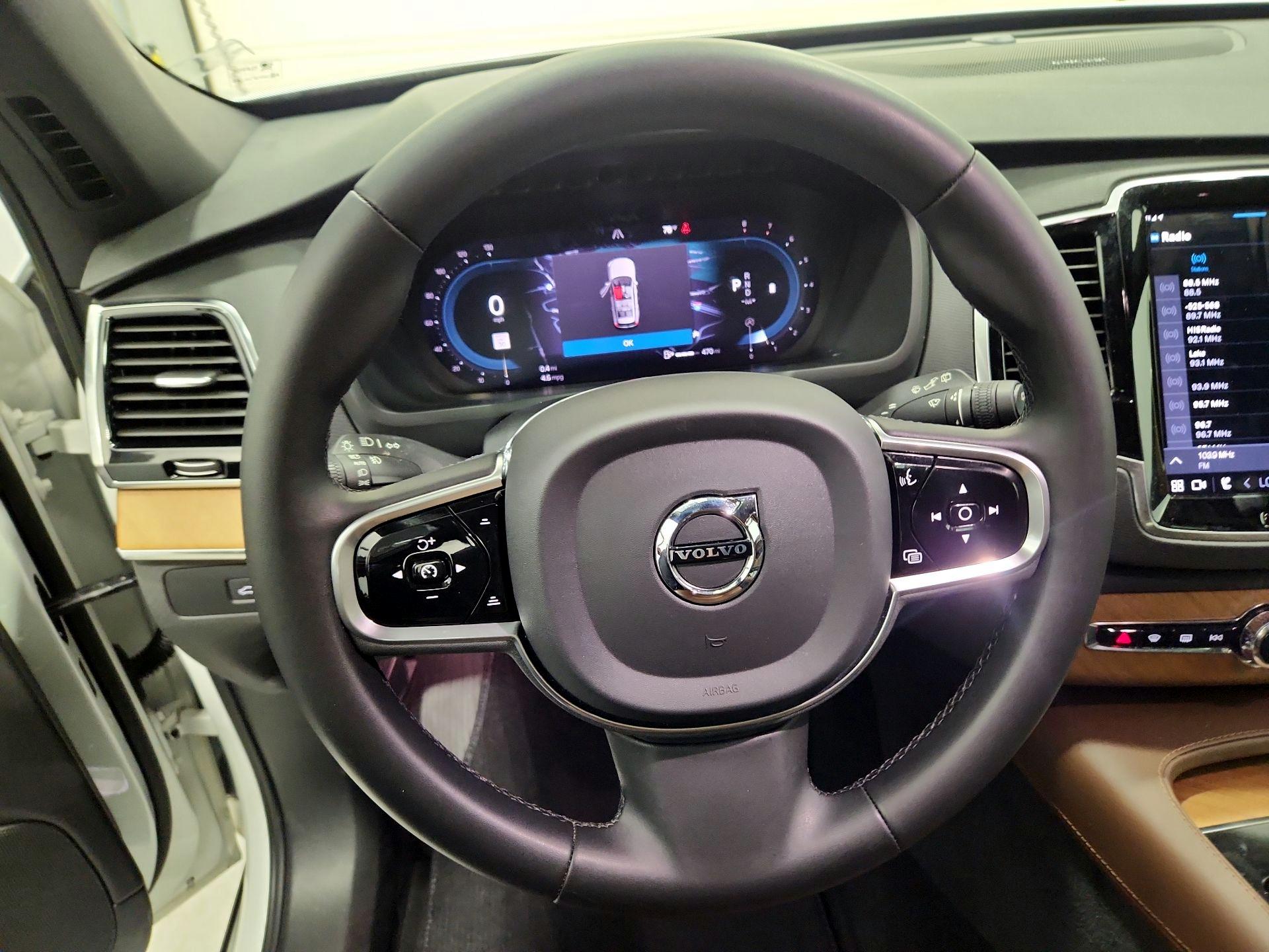 Thumbnail: 2023 Volvo XC90 - 10