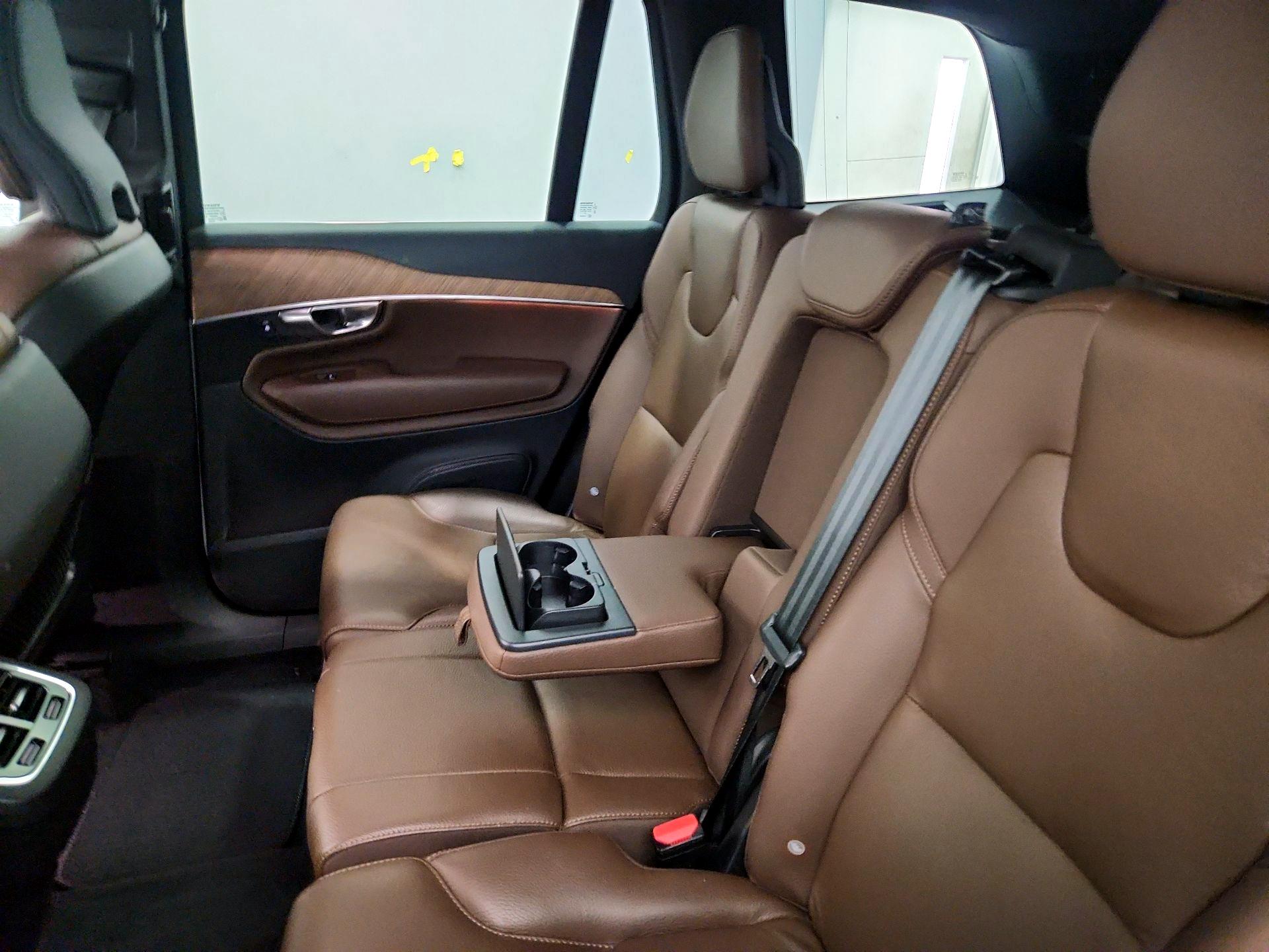 Thumbnail: 2023 Volvo XC90 - 18
