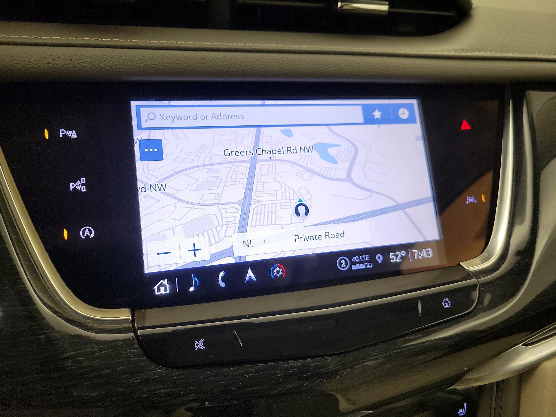 Thumbnail: 2022 Cadillac XT6 - 14