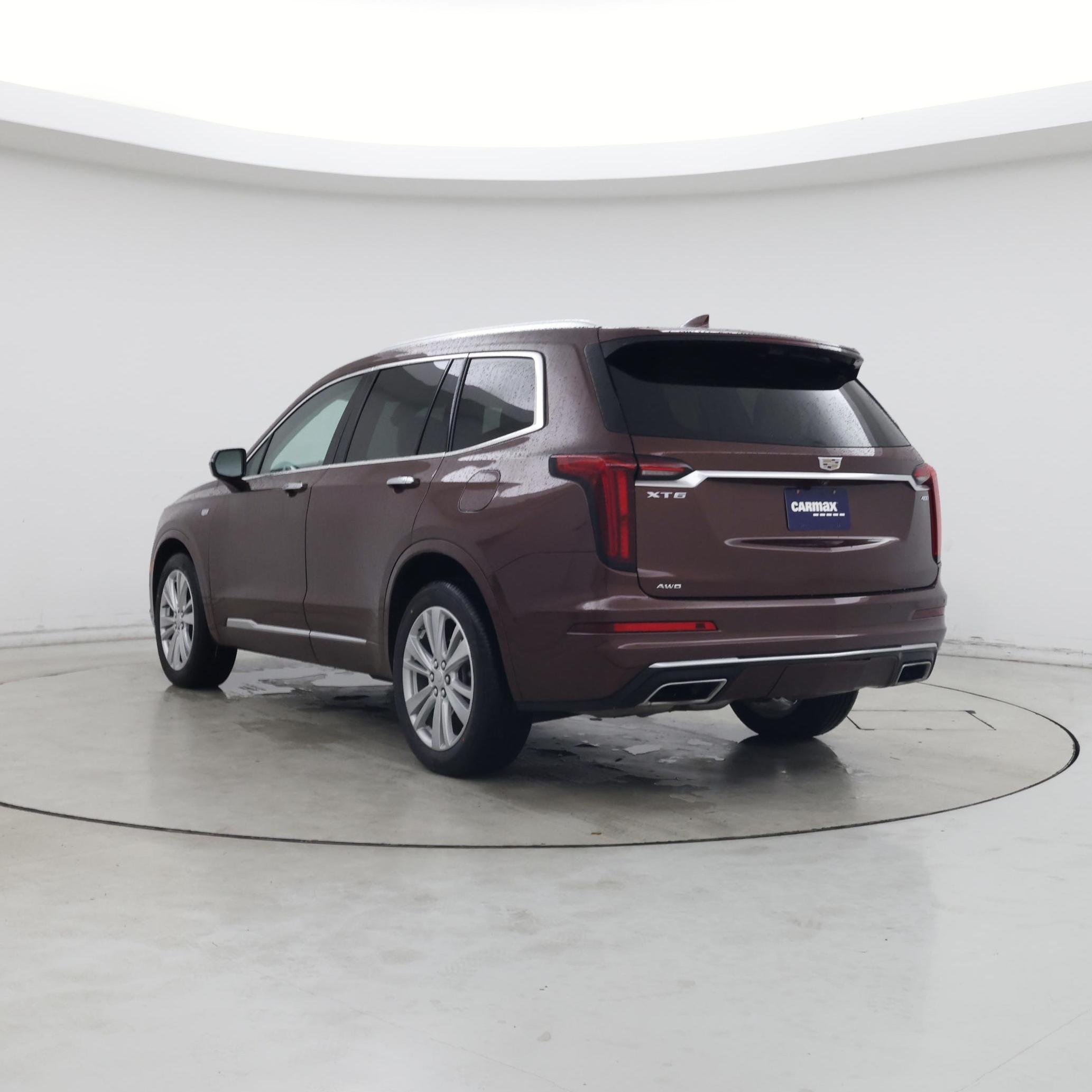 Thumbnail: 2022 Cadillac XT6 - 2