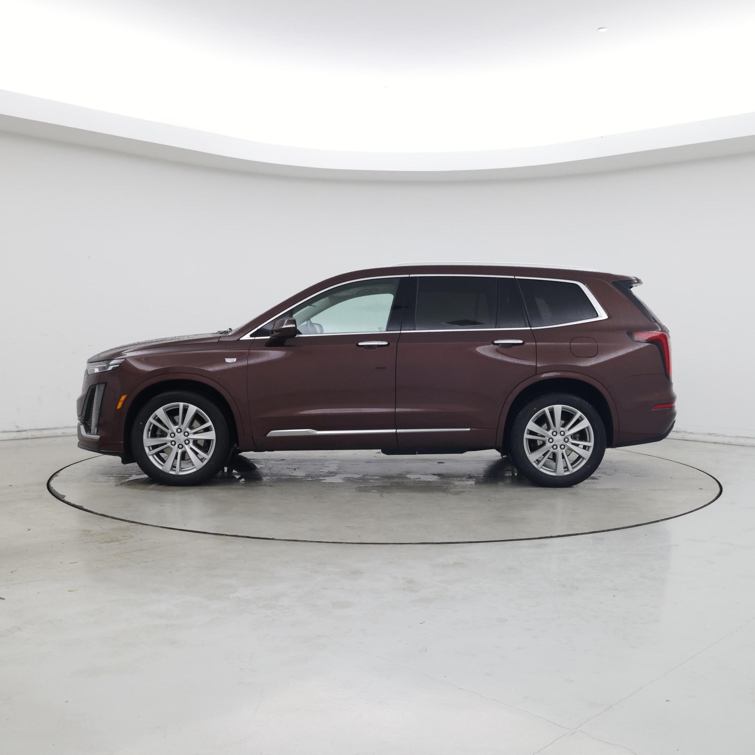 Thumbnail: 2022 Cadillac XT6 - 3