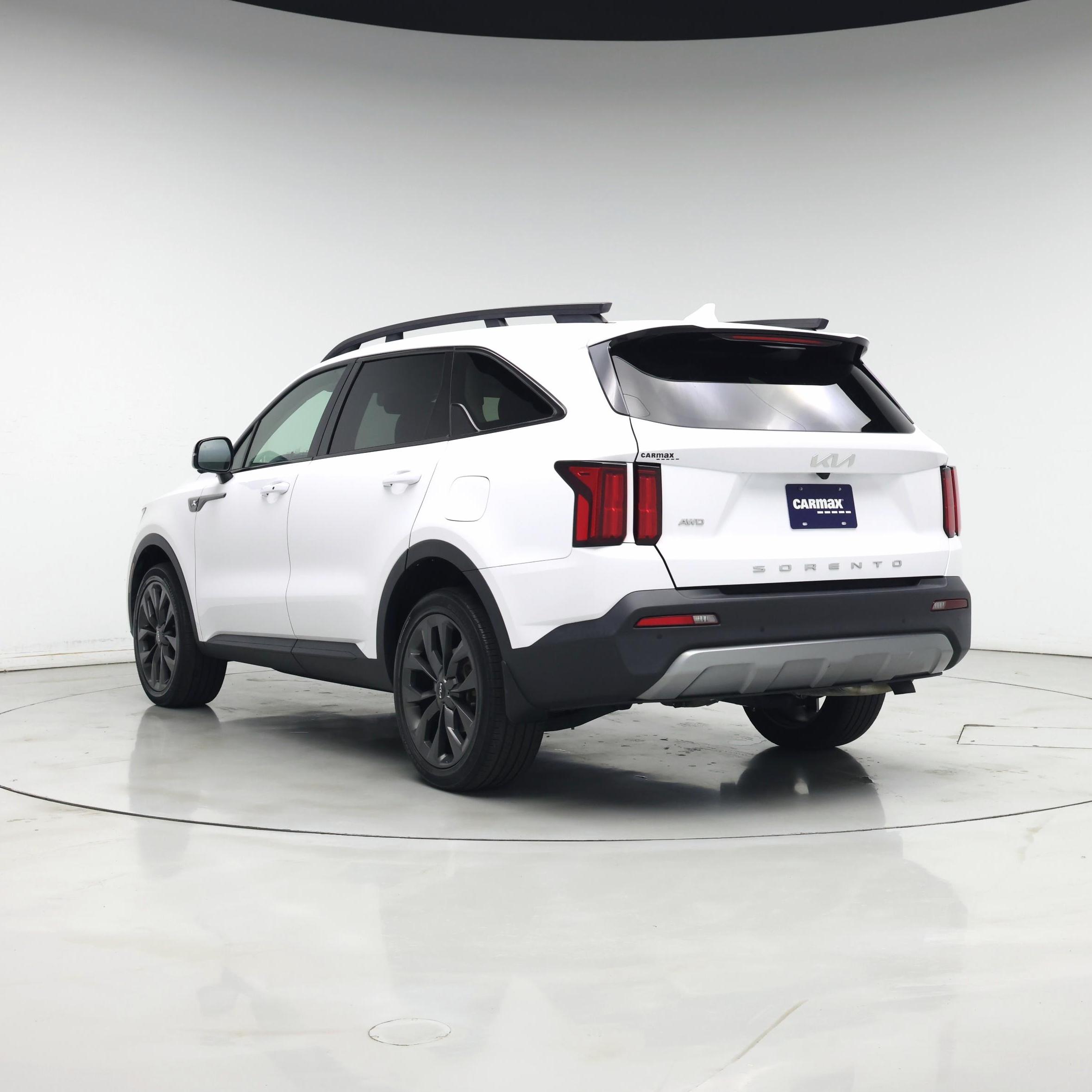 Thumbnail: 2022 Kia Sorento - 2