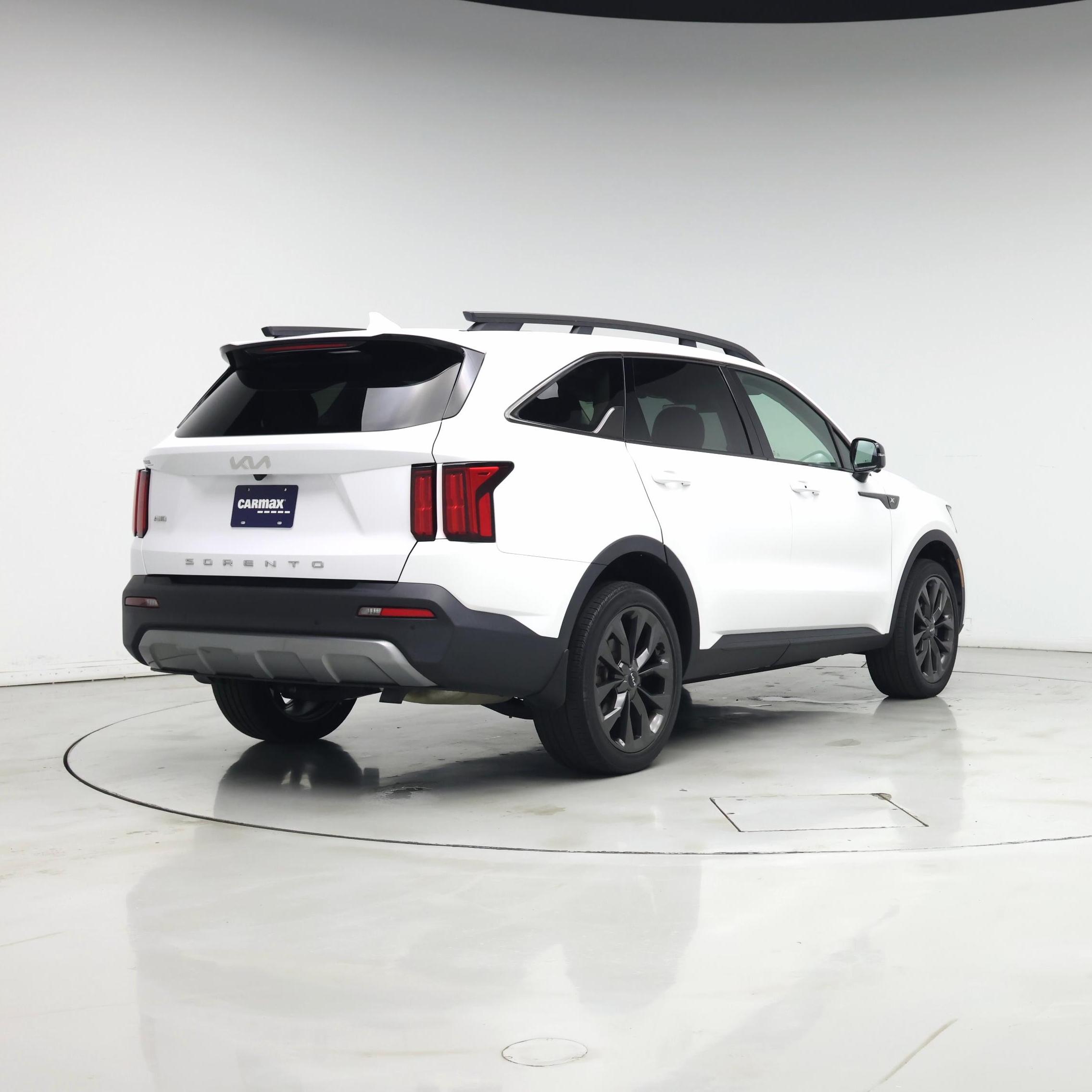 Thumbnail: 2022 Kia Sorento - 8