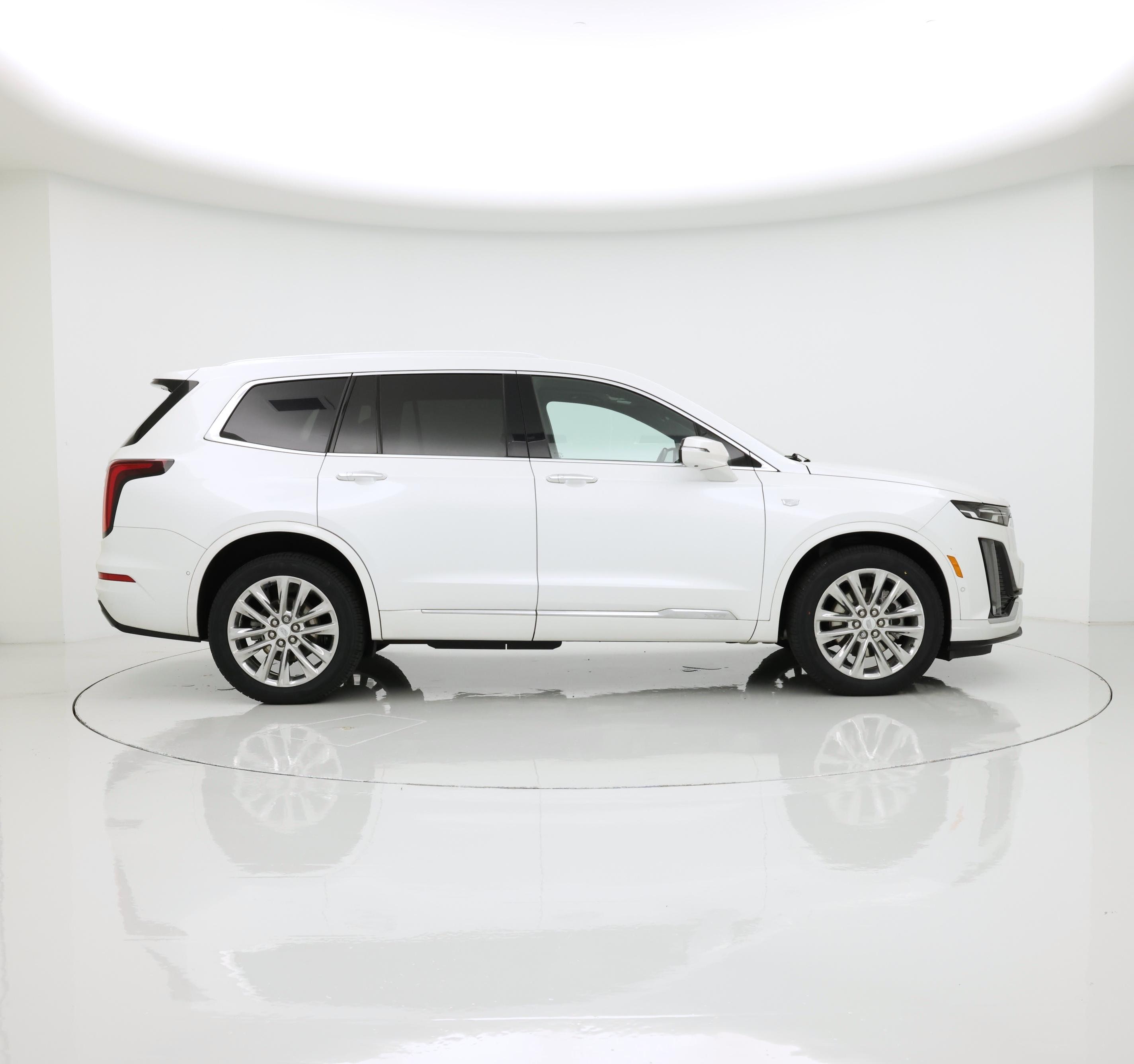 Thumbnail: 2022 Cadillac XT6 - 7