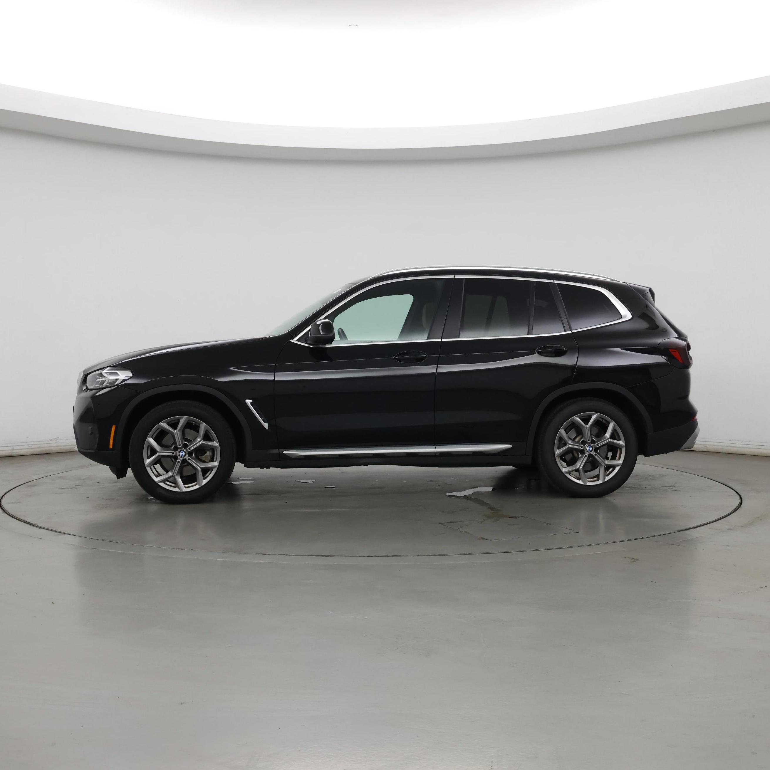 Thumbnail: 2023 BMW X3 - 3